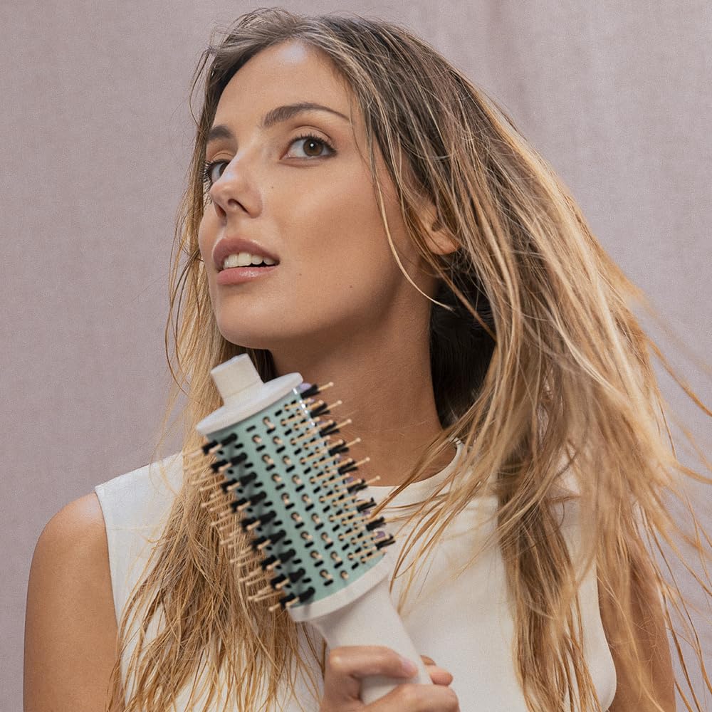 Cecotec Brosse Soufflante CeramicCare Allin1, Chauffante Brosse Coiffante 1500 W 4 en 1, 3 directions d'air et revêtement en céramique pour un séchage rapide et un coiffage polyvalent