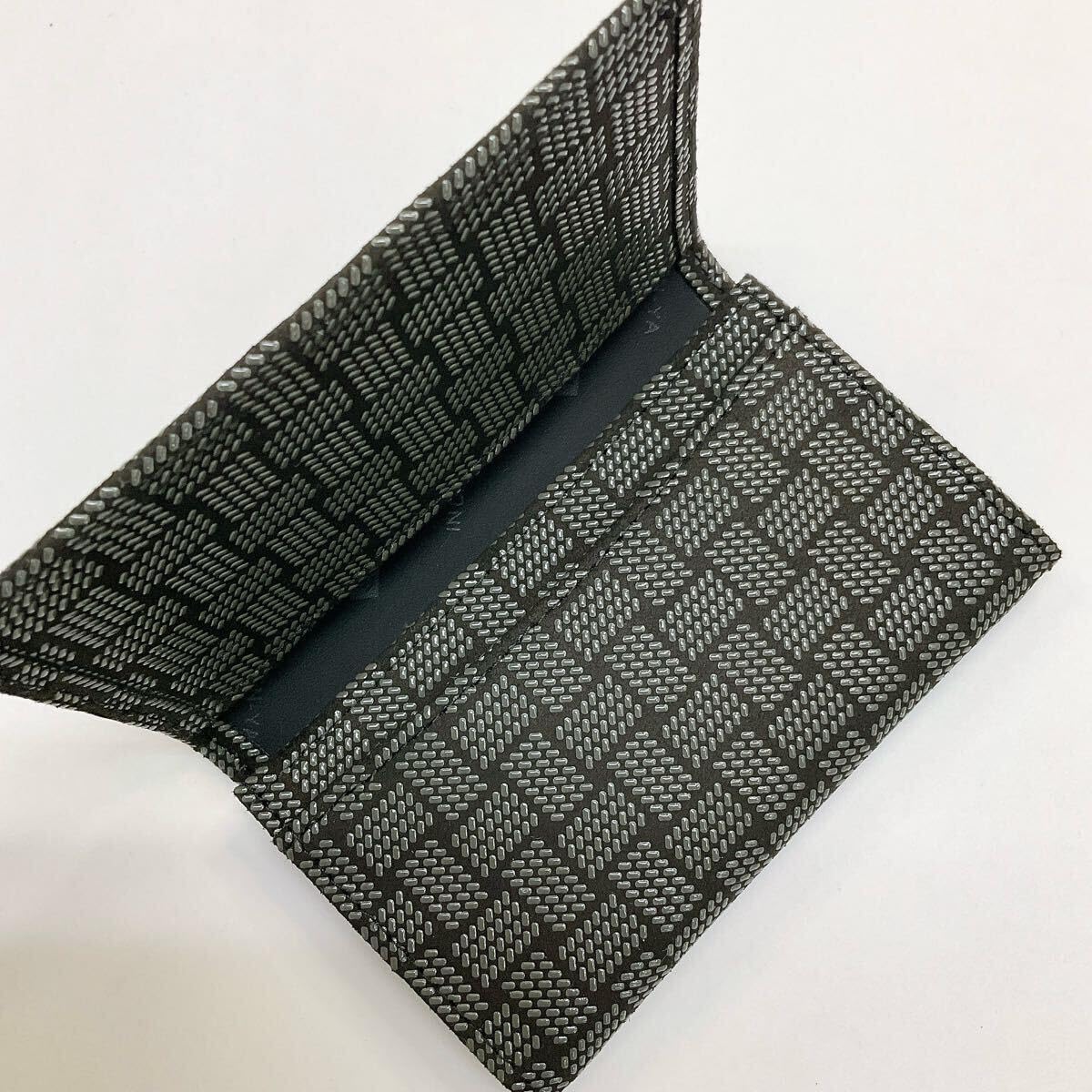 甲州印伝【名刺入れ 黒×グレー漆 網代格子】鹿革 就職祝い ギフト 新品 日本製 即発可能＊ 甲州印伝名刺入れ 黒×グレー漆 網代格子鹿革 就職