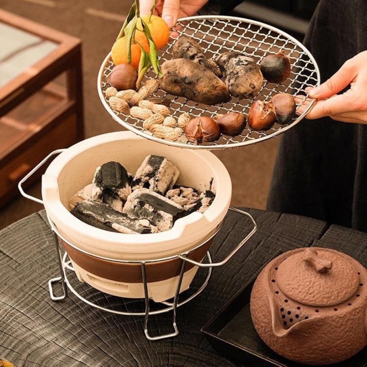 Amazon | BQQB 珪藻土丸型 セラミック火鉢 炭火焼きコンロ 室内 焼き網 Amazon | BQQB 珪藻土丸型 セラミック火鉢 炭火焼きコンロ 室内 焼き網