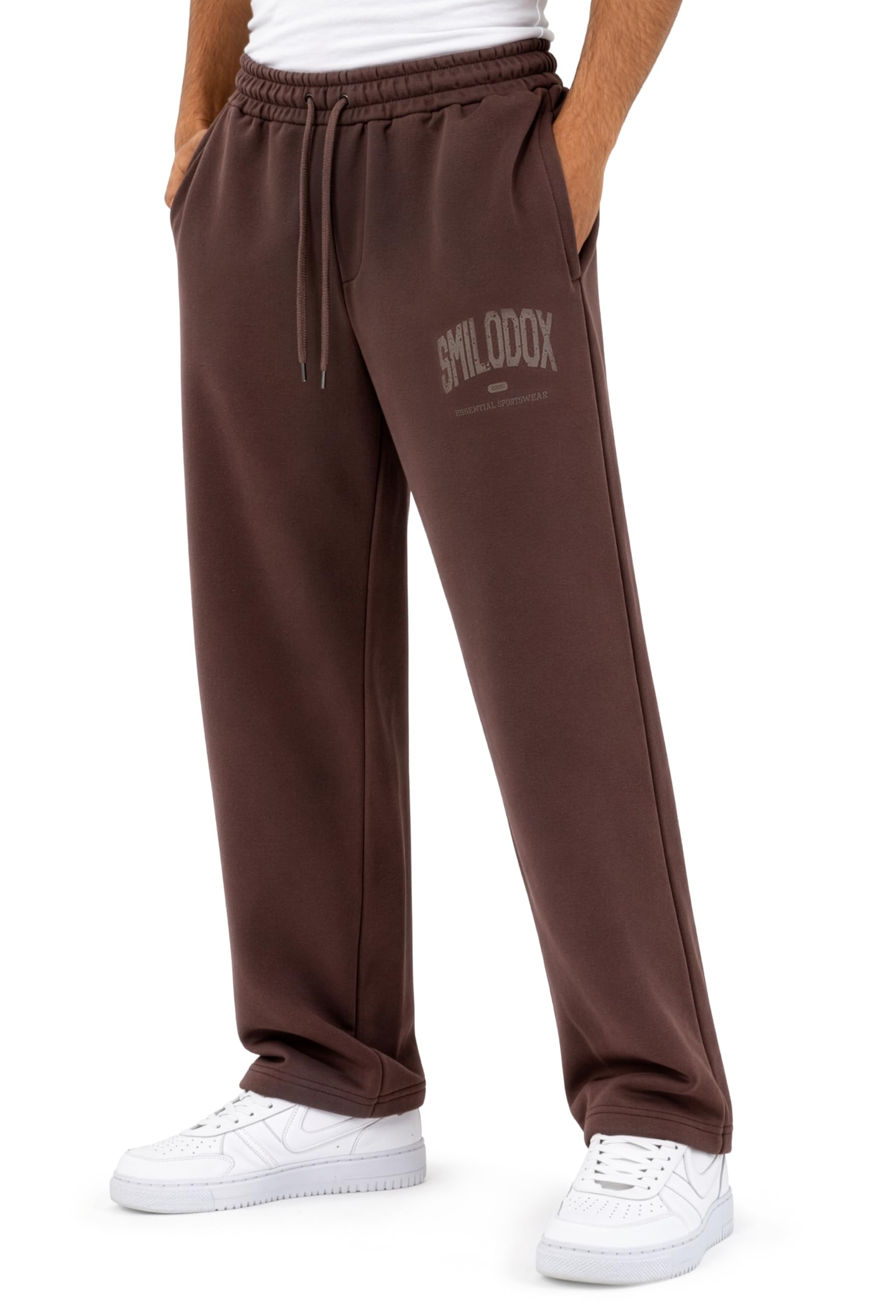 SMILODOX Jogginghose Herren Oswin, Oversized Fit Trainingshose mit elastischem Bund & verstellbarem Kordelzug, Logo-Print, praktische Seitentaschen, Lange Sporthose für Freizeit und Sport