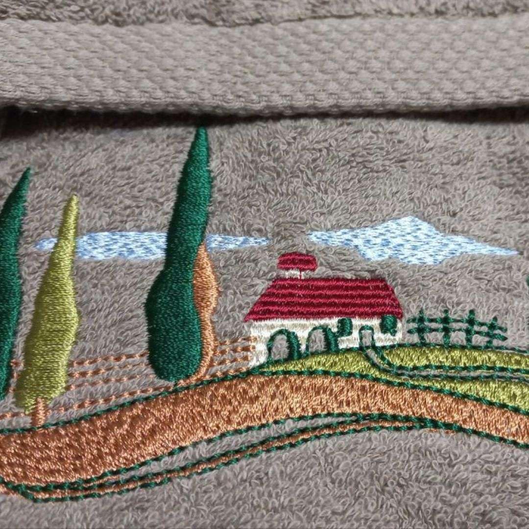 RICAMI FIORENTINI BALDI Juego de 5 Toallas Bordadas Baño Bordado Paisaje Toscano Algodón 100% 420gr/m2 5 Piezas 2 para Cara 2 para Bidé 1 Toalla Ducha Idea Regalo (Toscana, Tórtola)