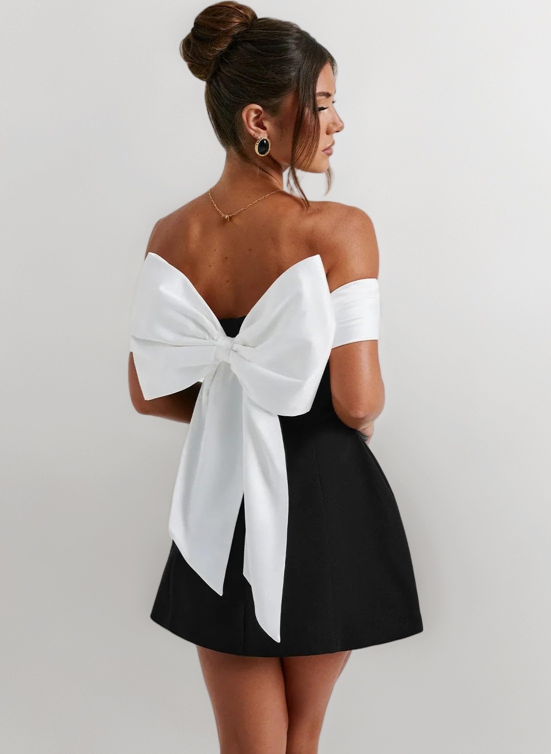 DEJIN Sophia Elegant Black White Bow Dress | Women's Off-The-Shoulder Bodycon Dress with Large Bowknot Back