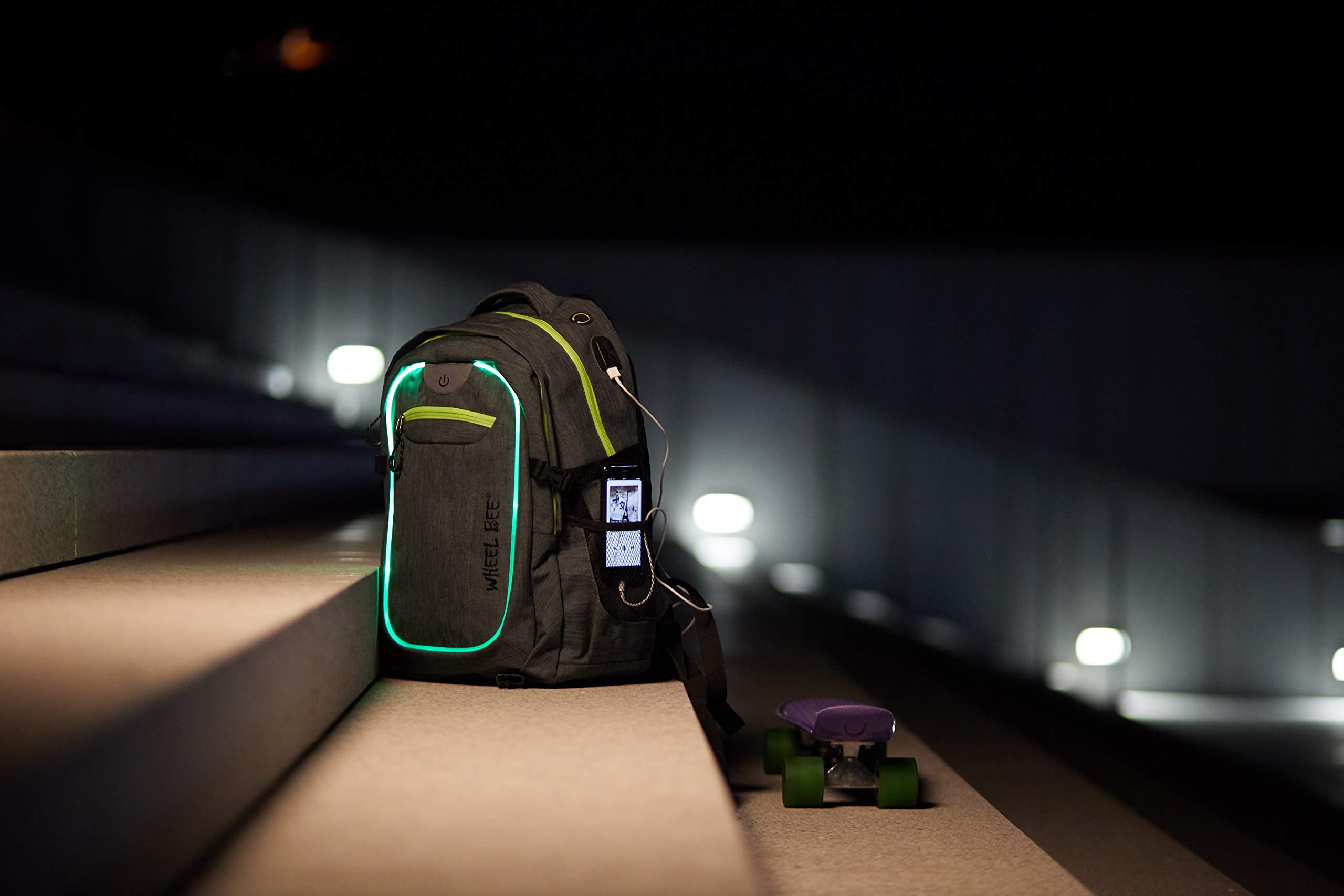 Wheel-Bee Rucksack Revolution, mit integriertem LED Licht (grün) und Reflektorstreifen für Sicherheit und Sichtbarkeit, 30 Liter Volumen, viele Fächer
