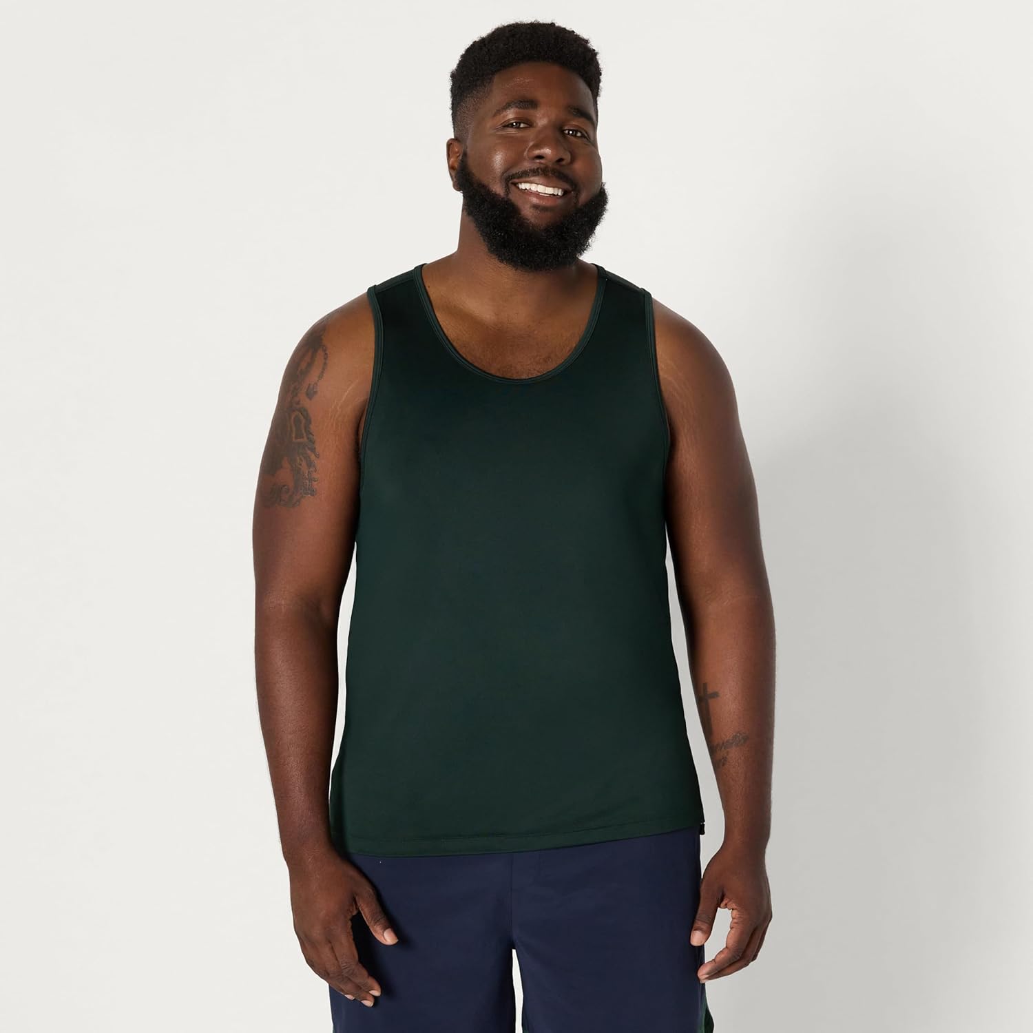 Amazon Essentials Men's Quick Dry Tech Stretch Active Sleeveless Tank Top Workout Shirt - Image 6