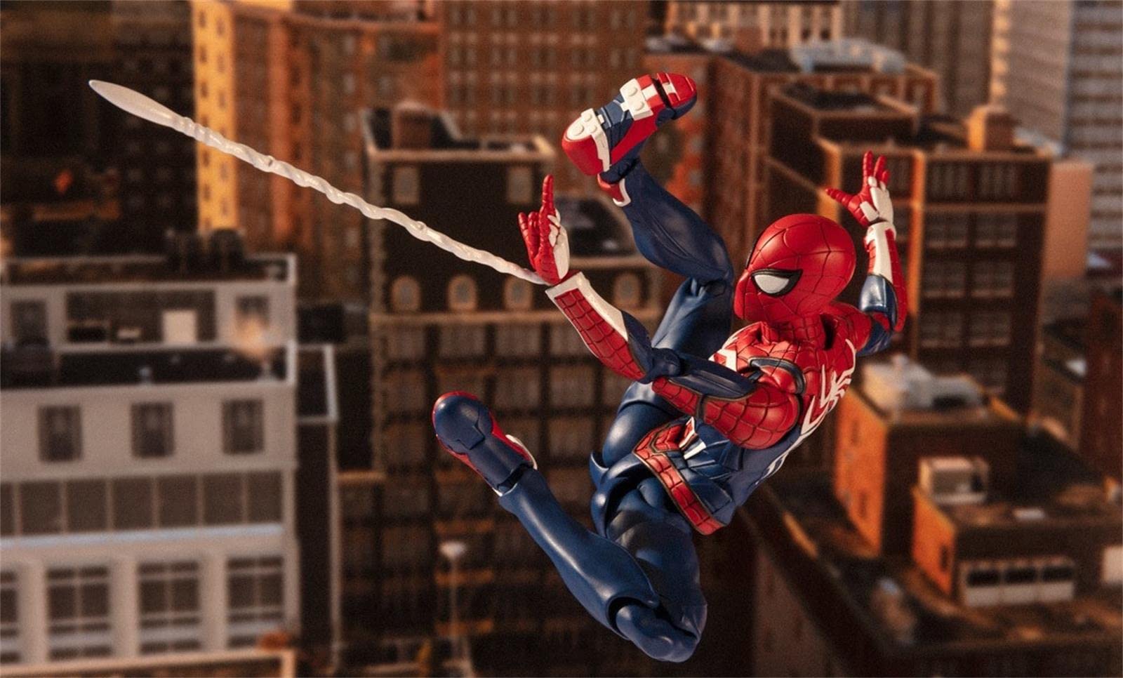 6 Inch Spiderman Collectible Action Figure, Multi Accessories Spiderman