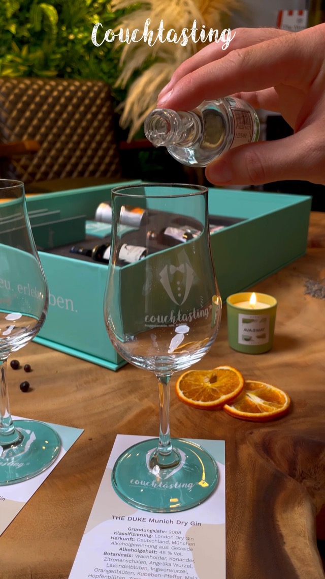Couchtasting Gin Tasting Set mit 4 Flaschen a 50ml, 2 Gläsern, spannendem Kartenspiel und Nussmischung - das perfekte… – Bild 8