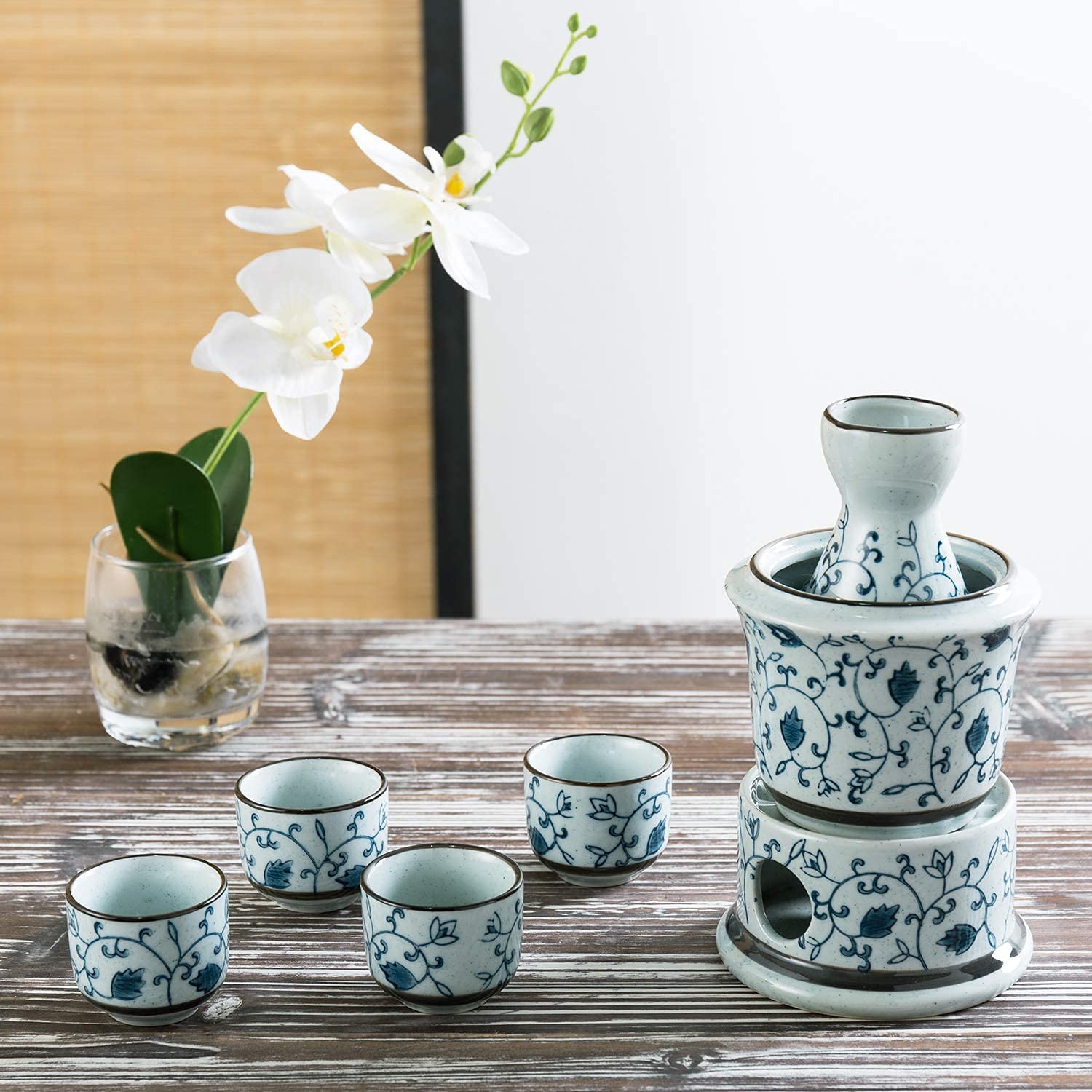 ODYO Tasse à saké Traditionnelle, Verres à vin en céramique, Ensemble de 4 Verres à saké Japonais à Fleurs Bleues en céramique exquise, Bol Plus Chaud (Couleur : Bleu) (Color : White)