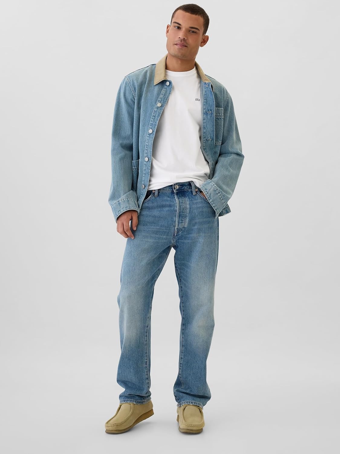 Gap Mens Everyday Soft Micro Logo Crewneck T-Shirt - Image 3