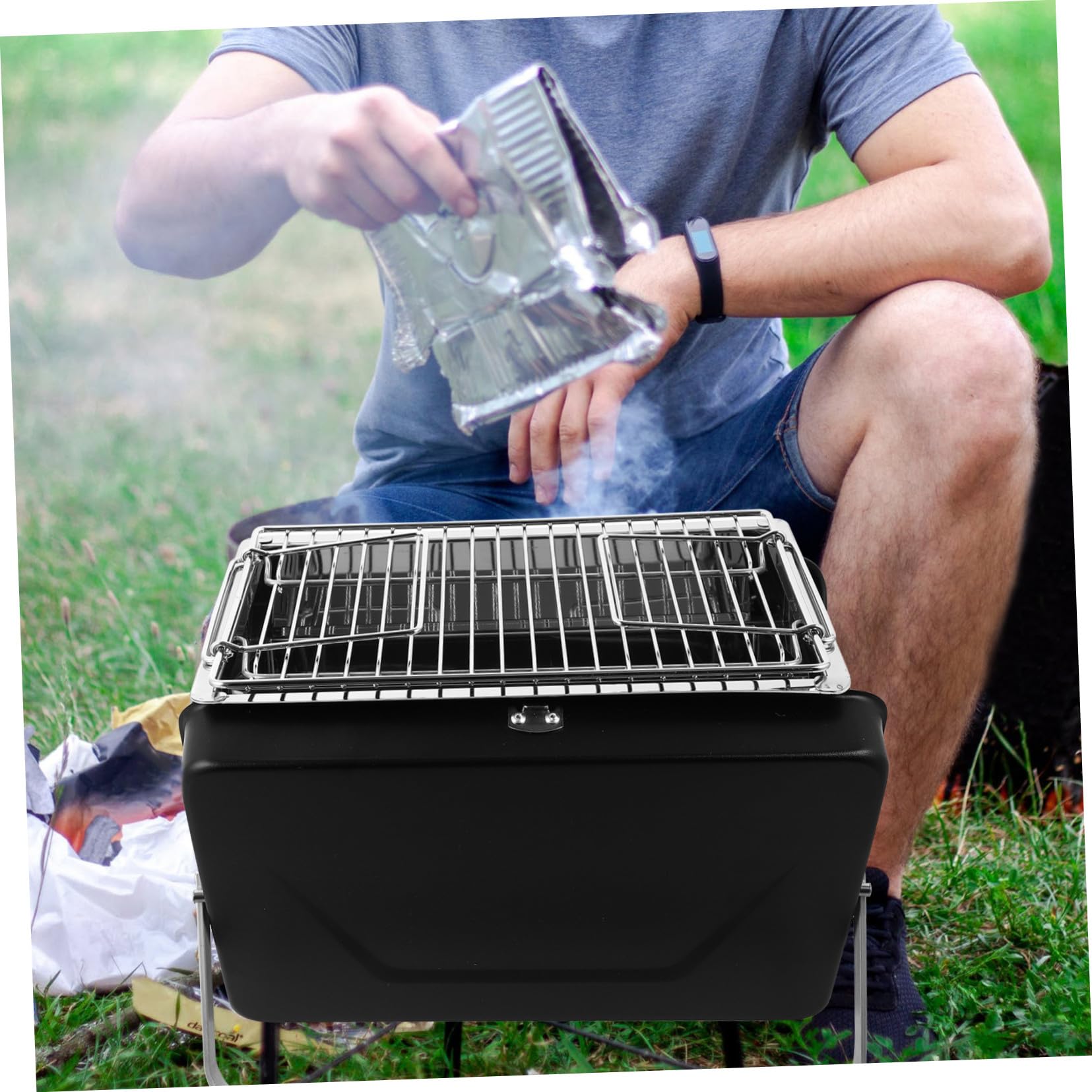 Parrilla de Barbacoa Plegable Portátil de Metal Negra para Exterior | Diseño Ligero, Uso en Patio y Jardín, Formato Compacto para Picnic y Actividades al Aire Libre