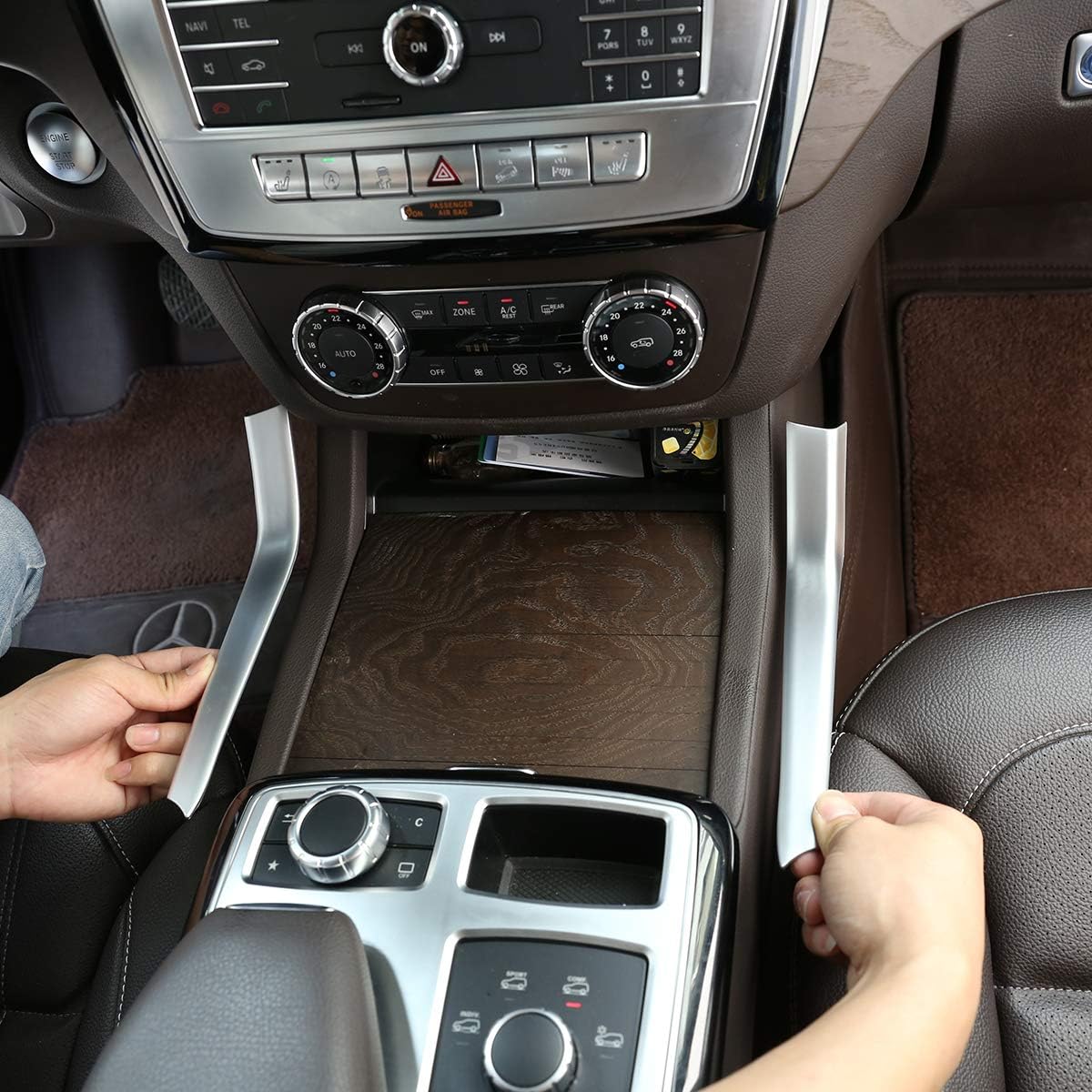 YIWANG Center Console Water Cup Holder Cover Trim for Mercedes Benz GLE W166 ML GL GLS X166 2013-2019 Auto Accessories (Silver)