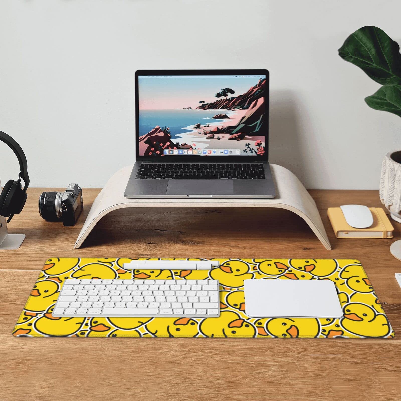 Large Gaming Mouse Pad Blcak And White, Non-Slip Rubber Base Mousepad With Stitched Edges Keyboard Mouse Mat Desk Pad Work Laptop Home 31 5 X 11 8 Inch Cute Po