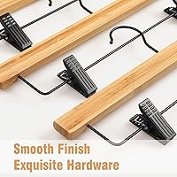 Vista 3 de TOPIA HANGER Perchas para pantalones, paquete de 10 perchas de bambú con clips negros y gancho giratorio, perchas duraderas de madera natural