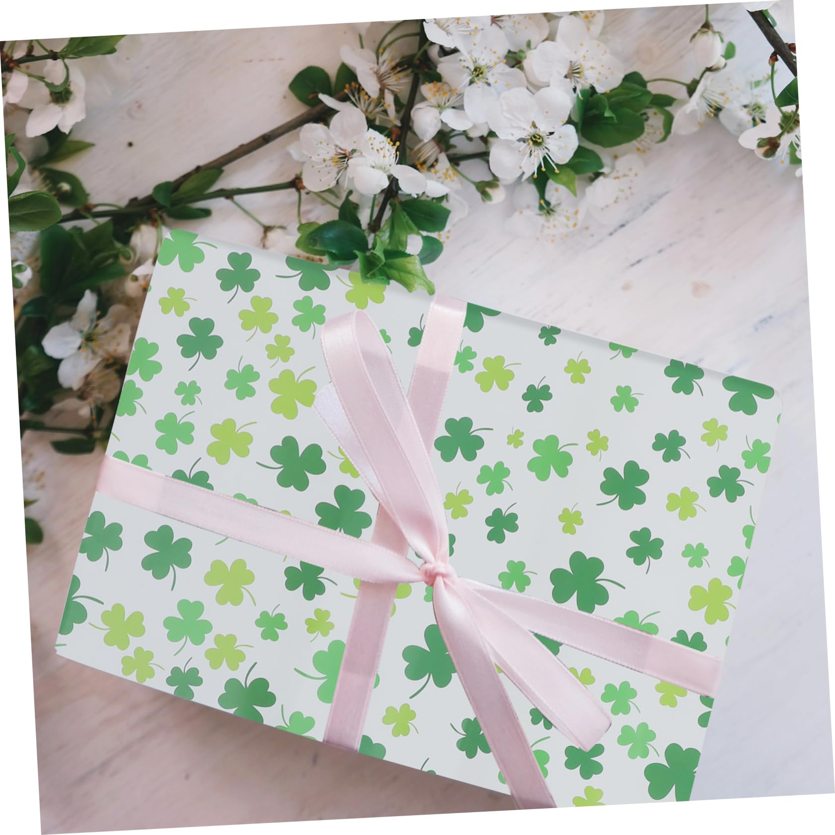 Rouleaux de Papier Présent Trèfle 20 Pcs pour Art et Festival | Ambiance Bavaroise, Papier Présent de Printemps Irlandais, Jour Saint-patrick