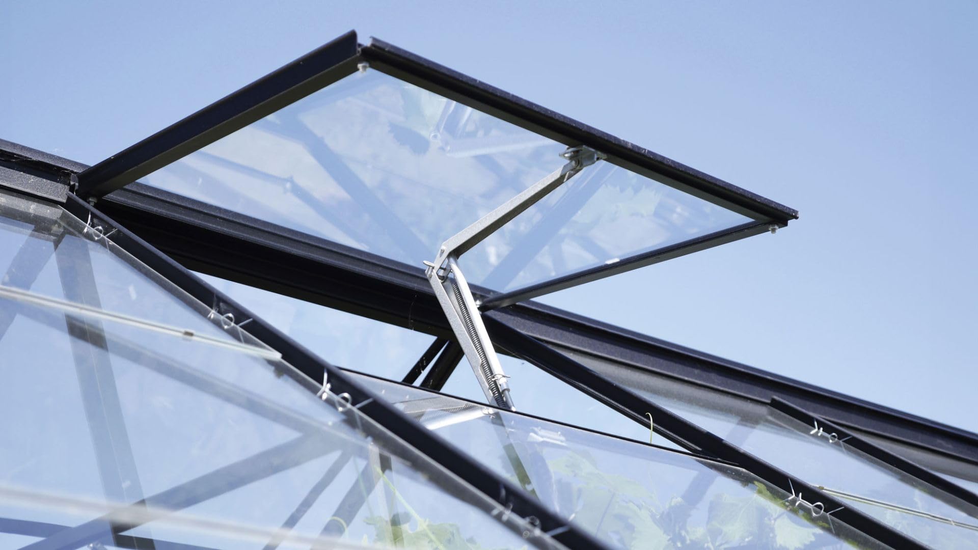 Vitavia Automatischer Dachlüfter Thermovent Gewächshäuser
