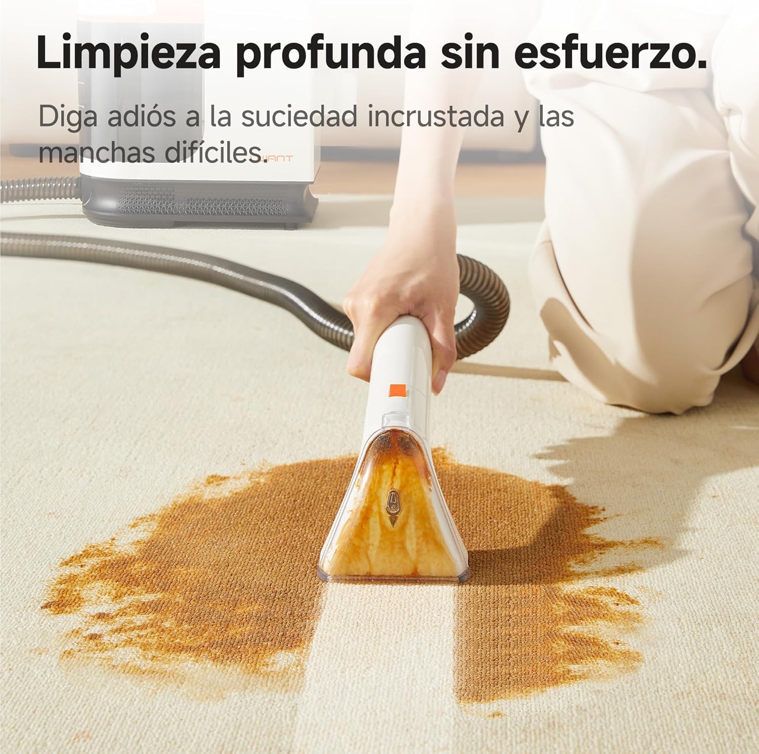 Visita la tienda de uwant Uwant Limpiador de Tapicerías y Alfombras 18kPa Potente Succión, Máquina Limpiadora Portátil con Autolimpieza, Limpiador de Manchas para Mascotas con Herramientas y Solución, para Sofá, Coche set of 1 in use