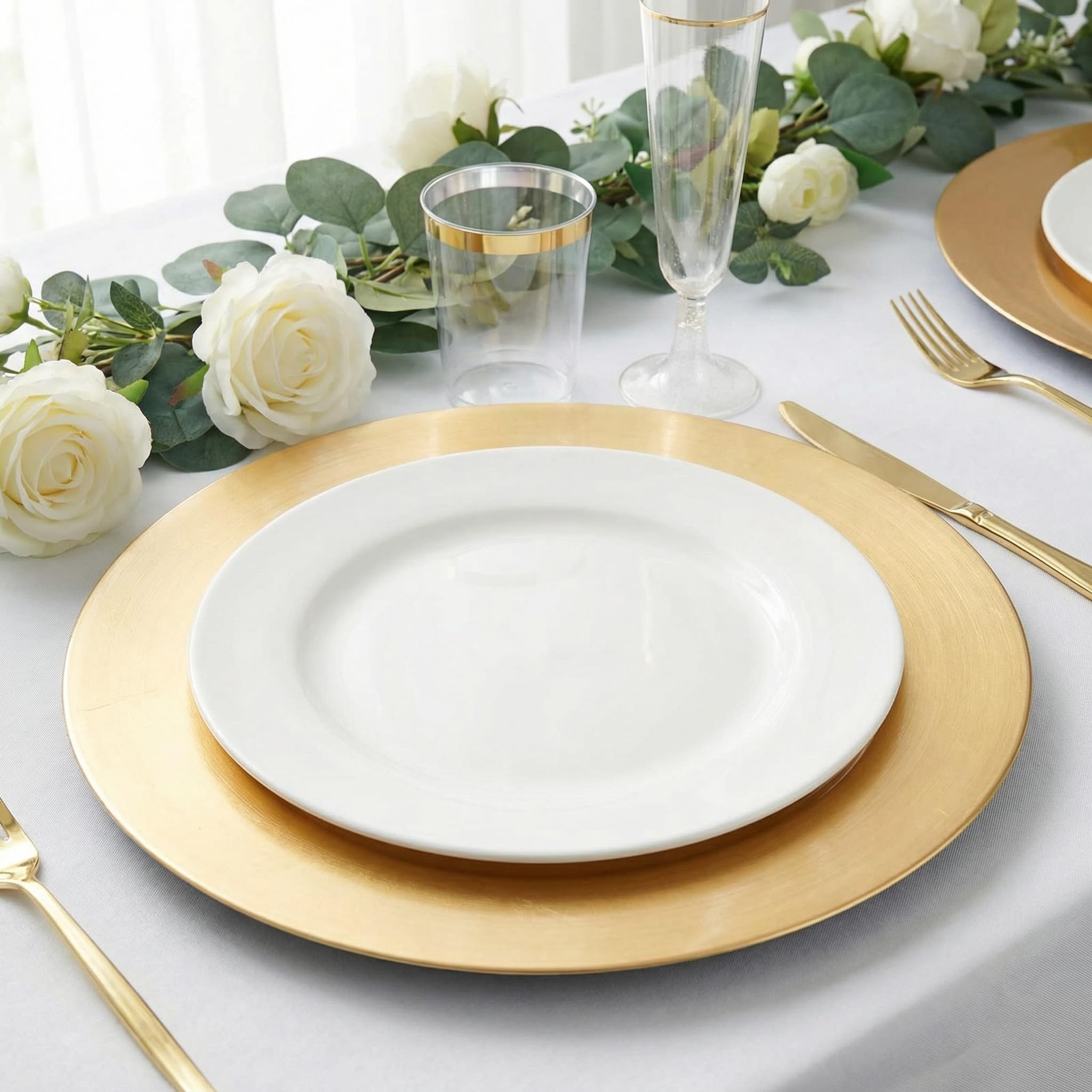 Platzteller aus Kunststoff, rund, 33 cm, 8 Stück, Platzteller für Abendessen, Hochzeit, Party, Veranstaltungsdekoration (Metallfolie goldfarben)