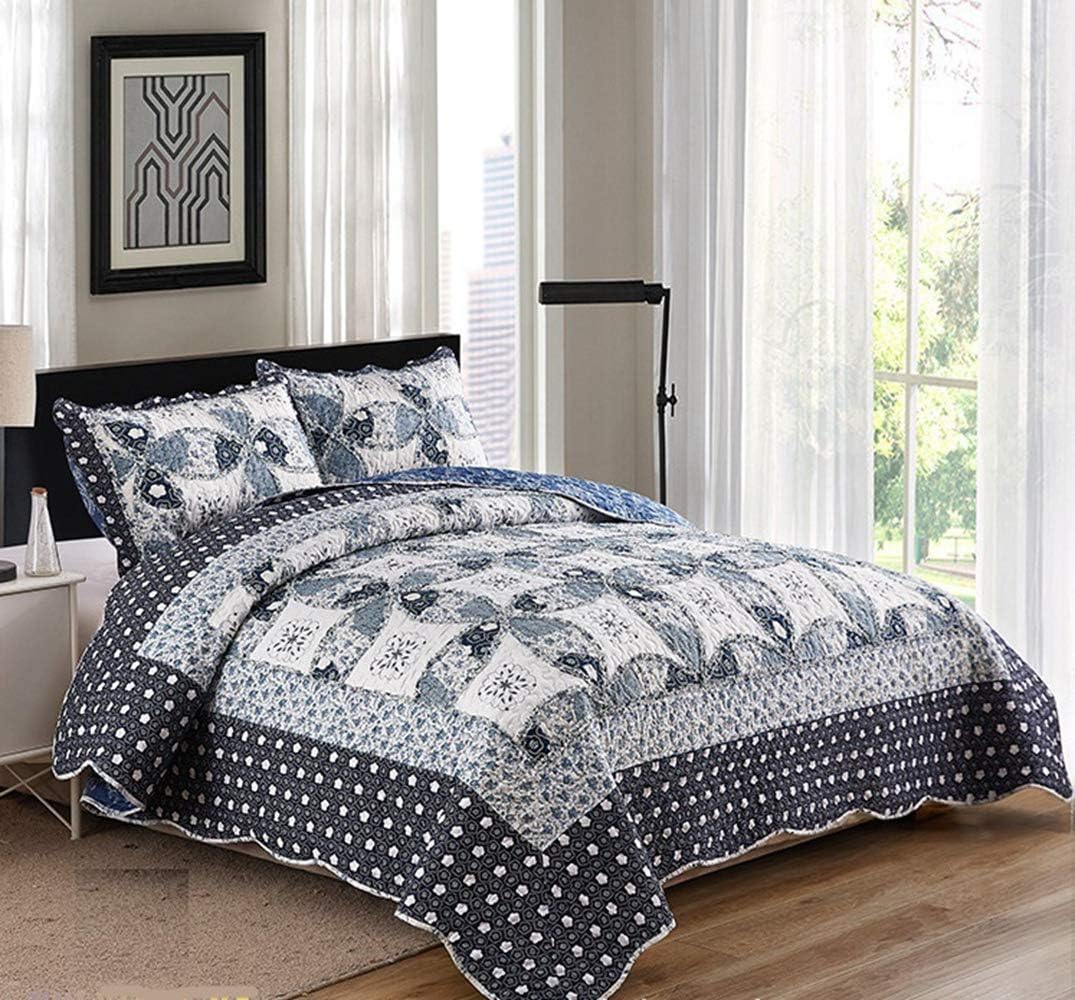 KINBEDY Elegant 3 Pieces Patchwork Quilt Set with Shams Soft All-Season Bedspread & Coverlet with Blue Fresh Pastoral Floral Plaid Design,Round Corner, Queen.