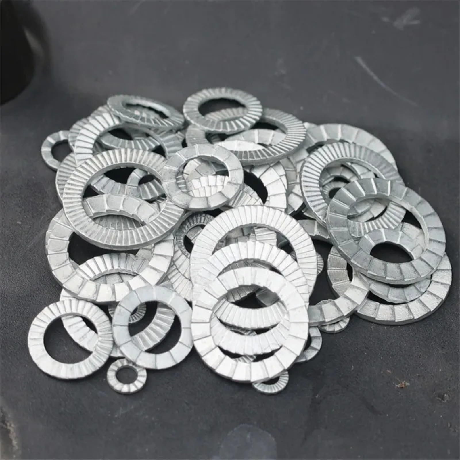 Arandelas Metalicas 10/100 Uds arandelas de cuña Clip Metal acero al carbono cerraduras antideslizantes tornillo de fijación herramientas for el hogar kits surtidos(M16,100PCS)