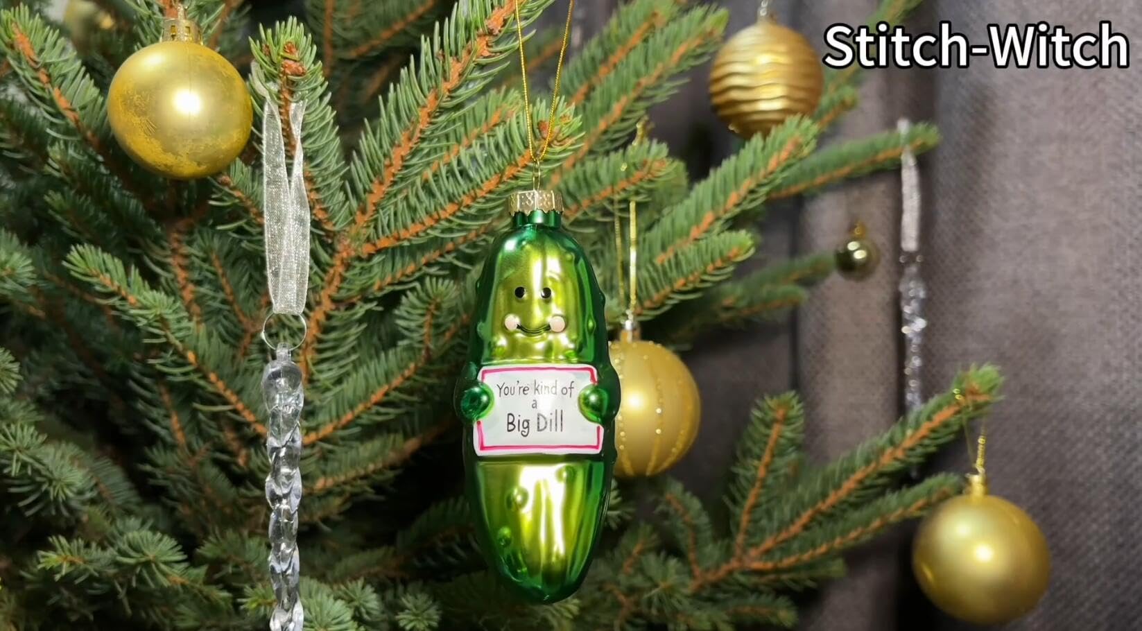 Divertido adorno de pepinillo de cristal soplado a mano para árbol de Navidad, You're Kind of a Big Dill