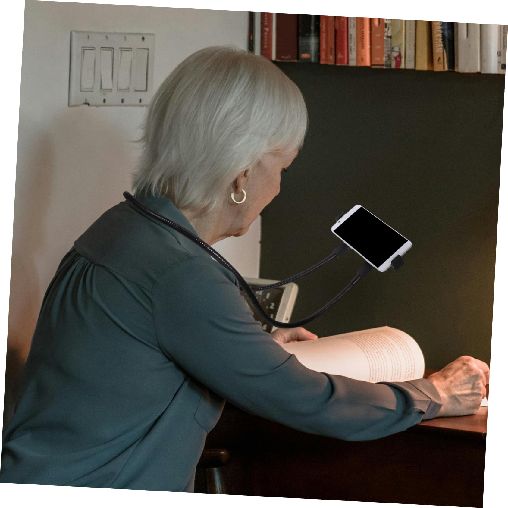 UPKOCH Soporte para Teléfono Móvil con Cuello y Brazo Flexible Compatible con Smartphones y Tablets De Oficina Cocina y Ejercicio Color Aleatorio