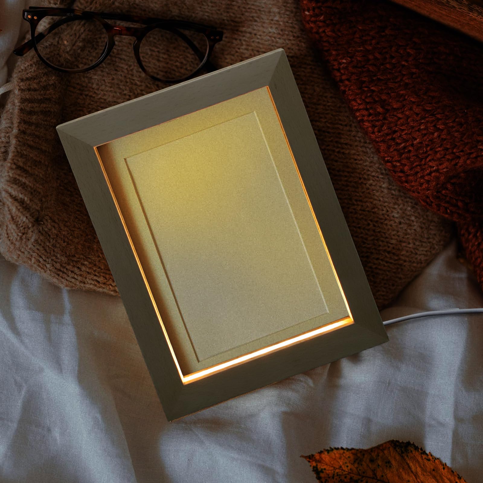 Abaodam Portafotos Elegante Marco de Fotos Luminoso LED 23X17 CM para Uso en Oficina y Hogar Soporte de Madera y Luz Cálida USB