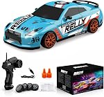 Voiture de télécommande RC Échelle de la voiture 1 :16 4WD 18KM/H Véhicule modèle haute vitesse 2.4GHz LED Lights Spray caoutchouc Pneu Racing Sport Jouet pour Adultes Garçons Filles Enfants Cadeau 2Pcs Batteries rechargeables