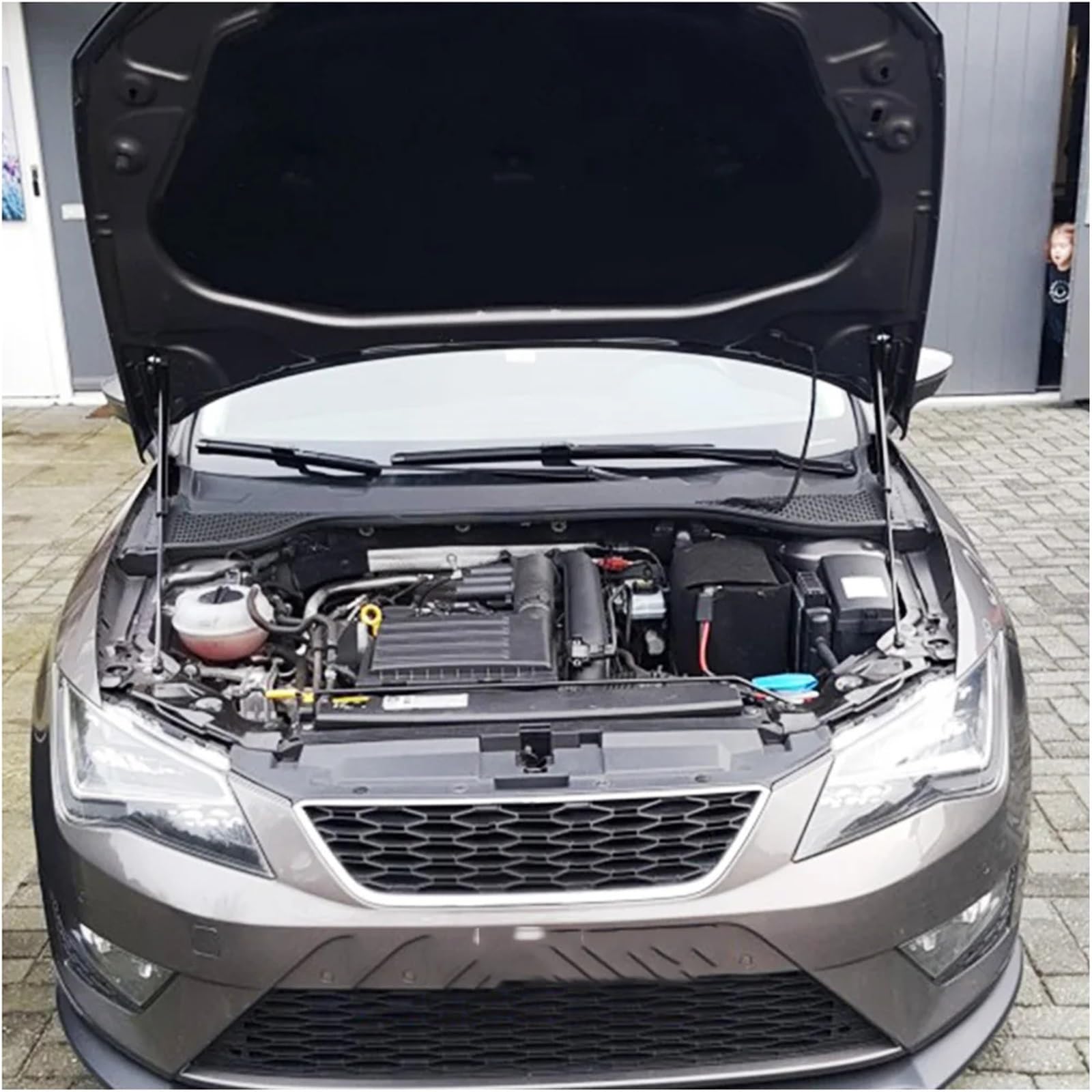 wspornik do podnoszenia sprężyny gazowej Pasuje Do SEAT Leon MK3 2012-2019 Przednia Maska, Modyfikacja, Siłowniki Gazowe Z Włókna Węglowego, Amortyzatory, Akcesoria(Piano black)