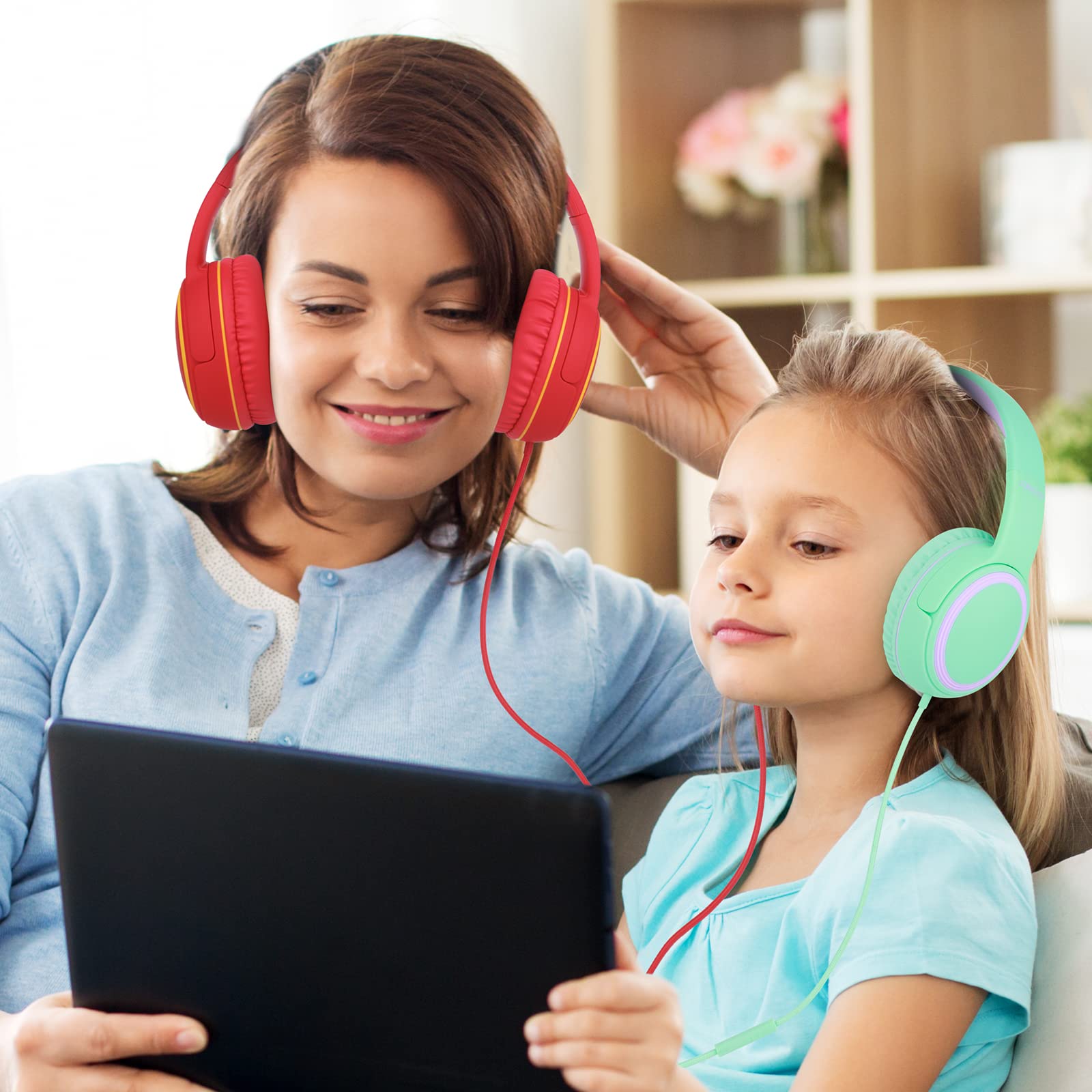JOMILIN A10 Cuffie On-Ear con microfono, leggere e pieghevoli, con cavo senza groviglio da 1,5 m, cuffie cablate portatili per smartphone, tablet, computer MP3/4 (verde)