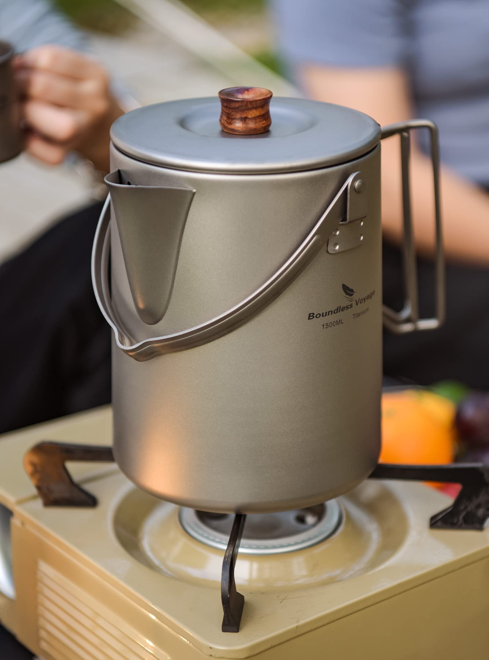 iBasingo 1500ml Titanio Hervidor de Café de Camping Hervidor de Té Barista Máquina de café para viajes al aire libre Picnic Senderismo Jardín Fogón Taza de infusión rápida