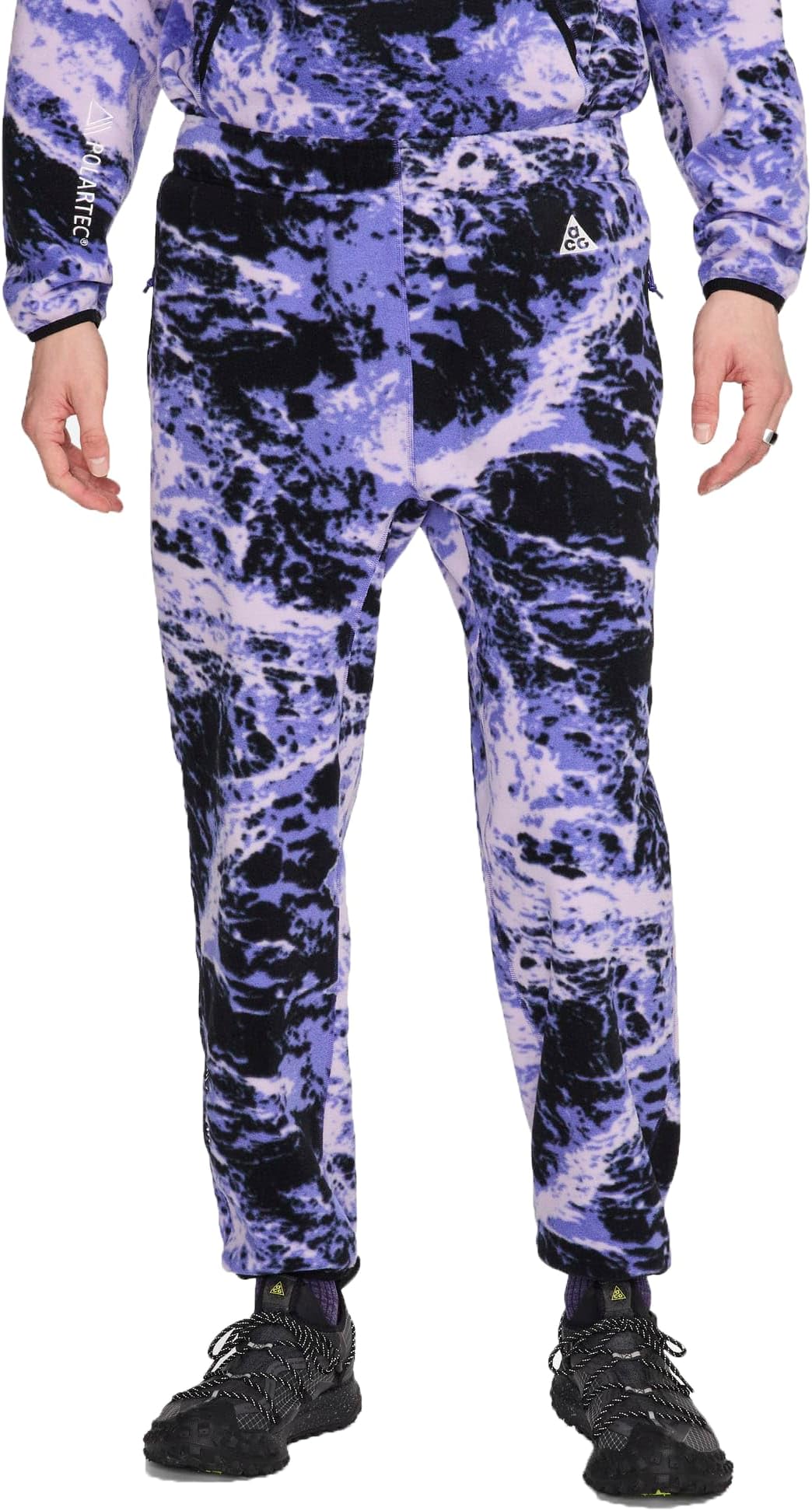 acg wolf tree pants