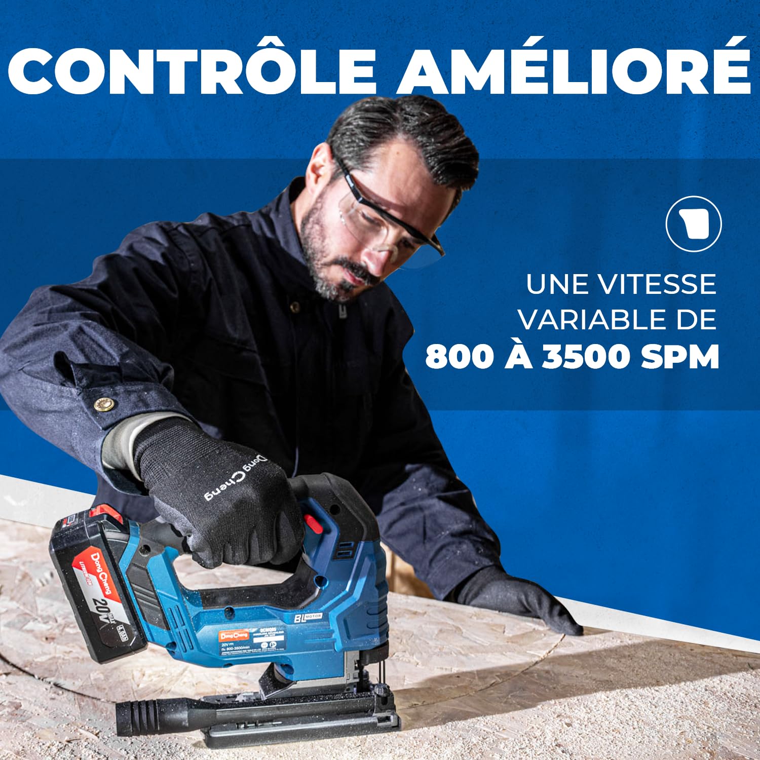 Dong Cheng Scie Sauteuse Sans Fil 18V Sans Balais, Scie Sabre Pendulaire course de 26 mm, 6 Vitesses, Coupe Biseau 0-45°, Double LED & Souffleur - Avec Batterie 4Ah, 6 Lames, Chargeur et Caisse Pro