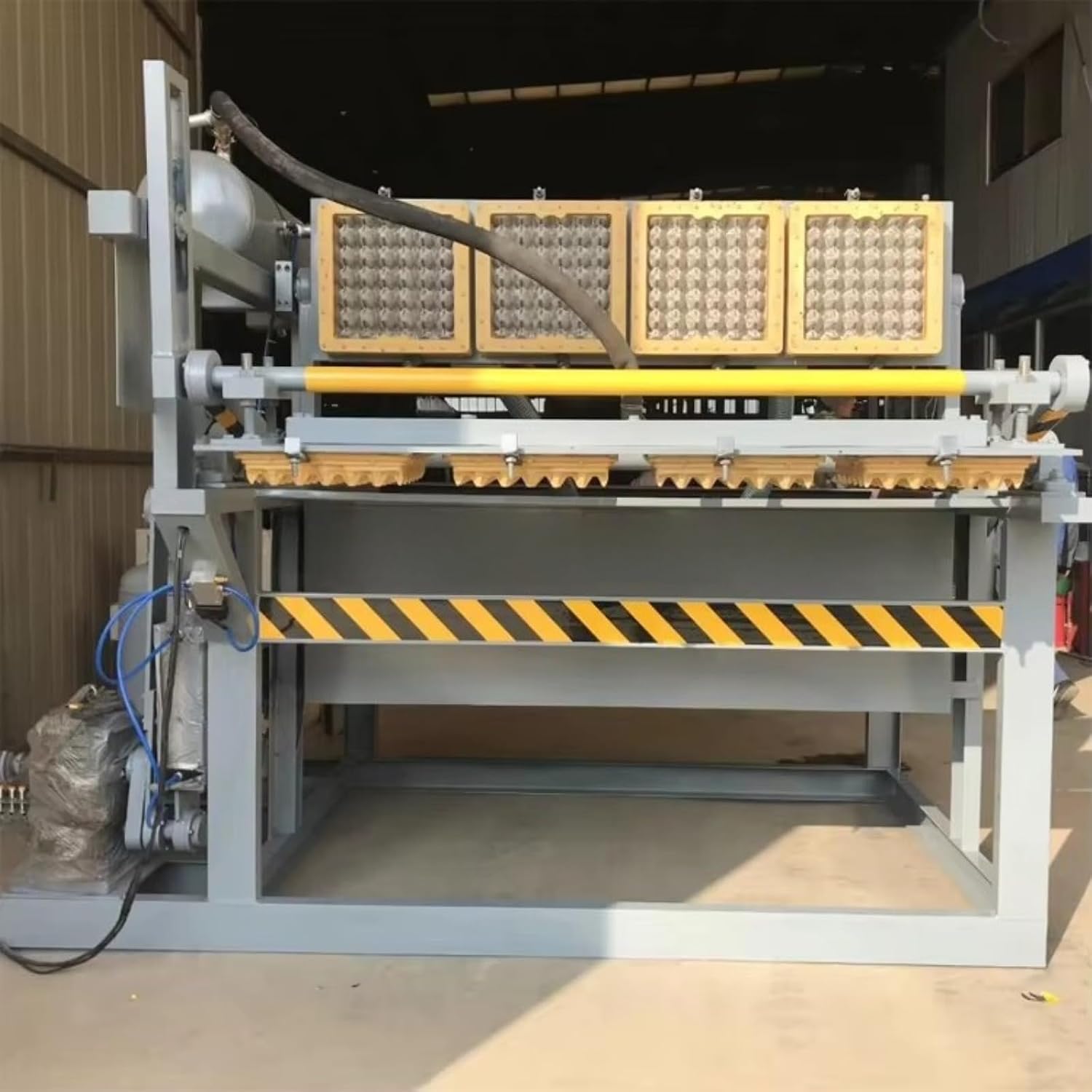 Multi-Functional Egg Tray Machine Customizable Mold Paper Tray Forming Equipment High Capacity 1000-1500 Pcs/H Versatile Pulp Molding System for Medium Packaging Companies