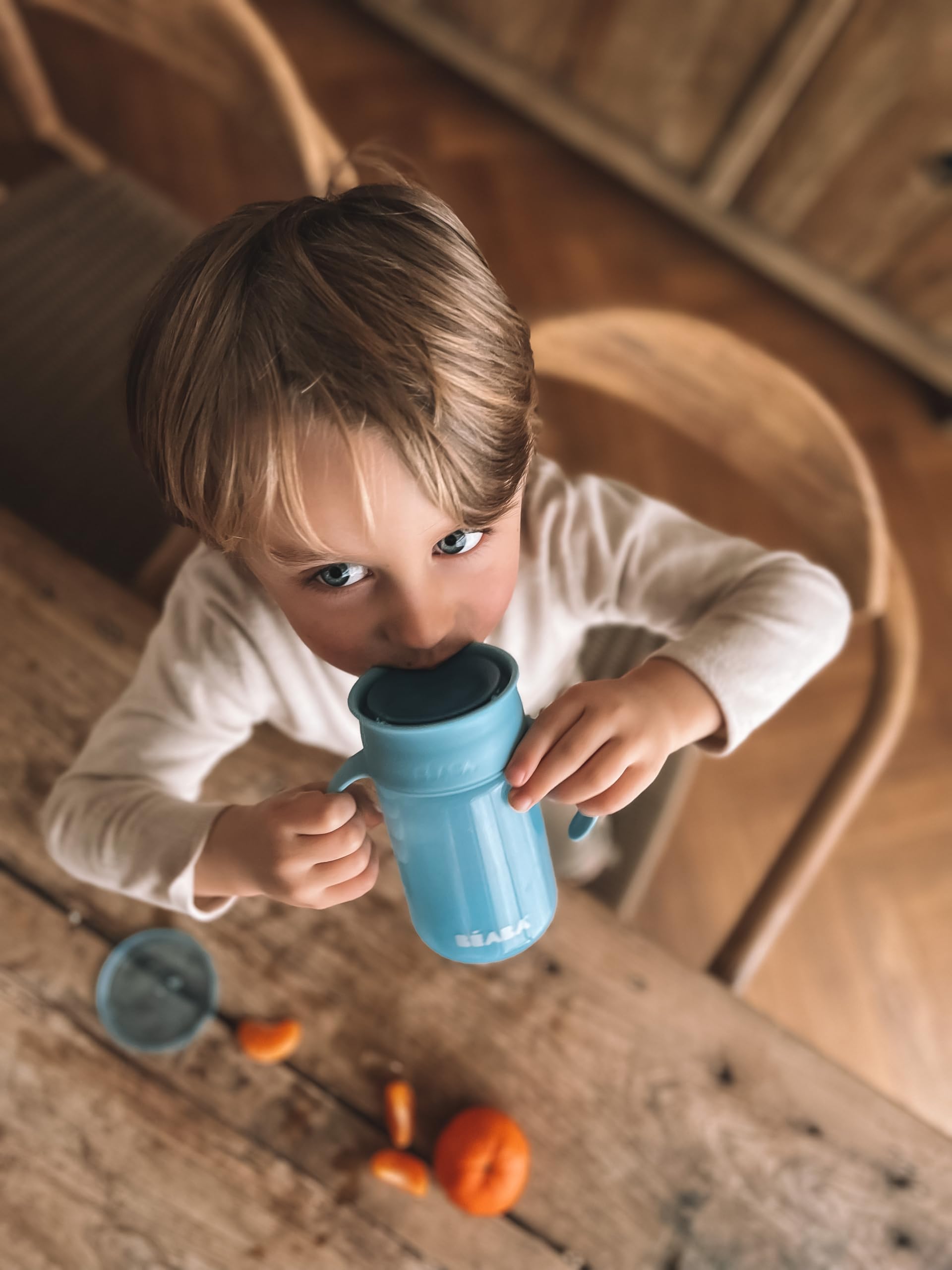 Béaba, Tazza di apprendimento 360° con disco antigoccia, sistema brevettato anti-fuga, da 12 Mesi, manici rimovibili, con coperchio igienico, solido e leggero, 340 ml, blu