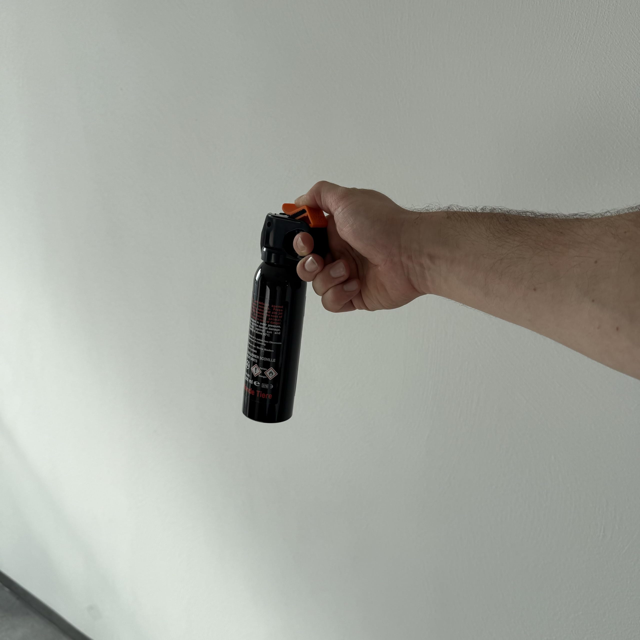 Pfefferspray OC 5000 Breitstrahl mit Fingergriff 150ml 200ml zur Tierabwehr 1 Mio. Scoville