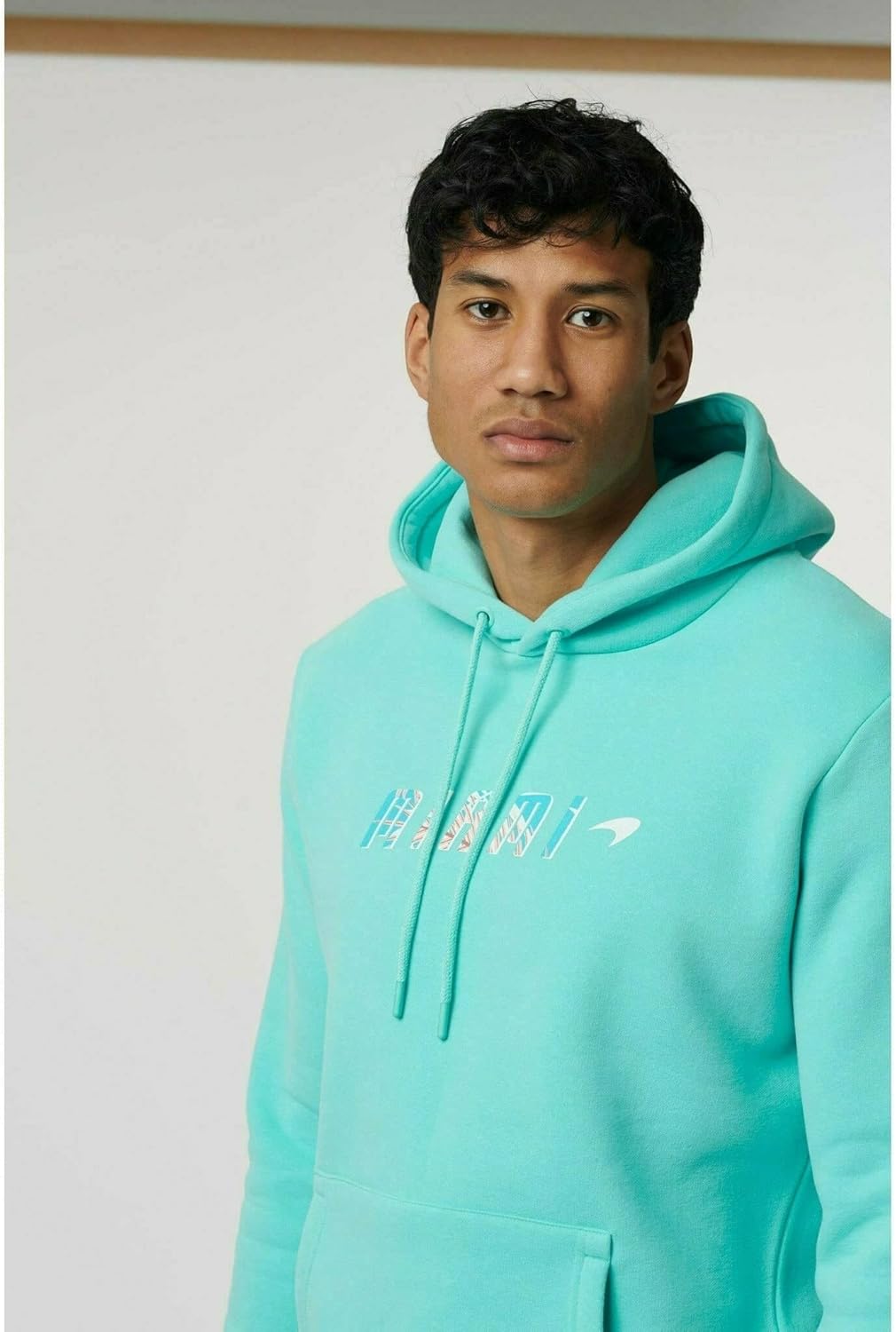 McLaren F1 Men's Miami Palm Graphic Hoodie -Black/Aqua Sky/Crystal Rose