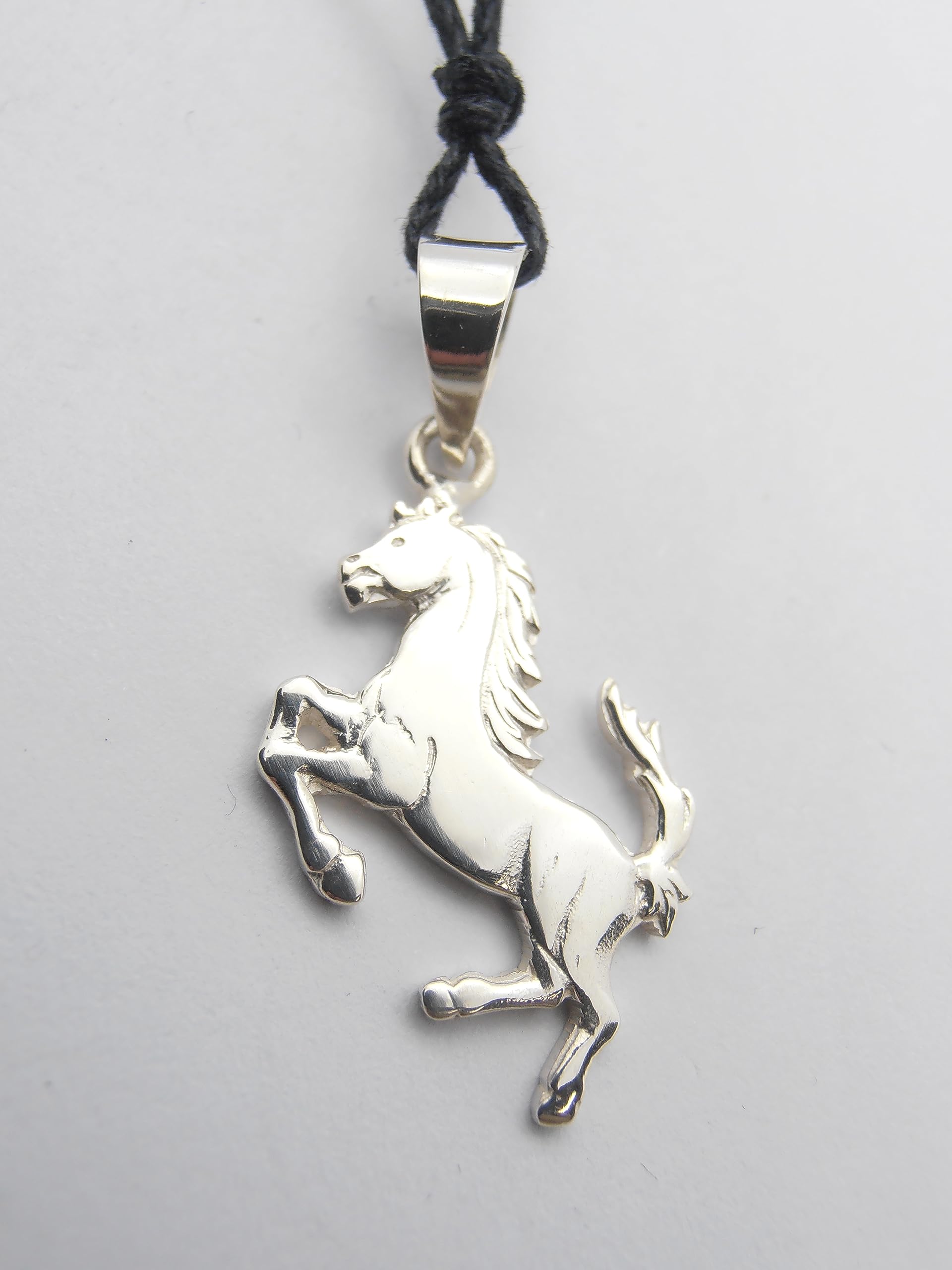 Cavallino Rampante : Ciondolo in Argento 925 - Cavallo - Scuderia - stemma - simbolo - logo - pendente -