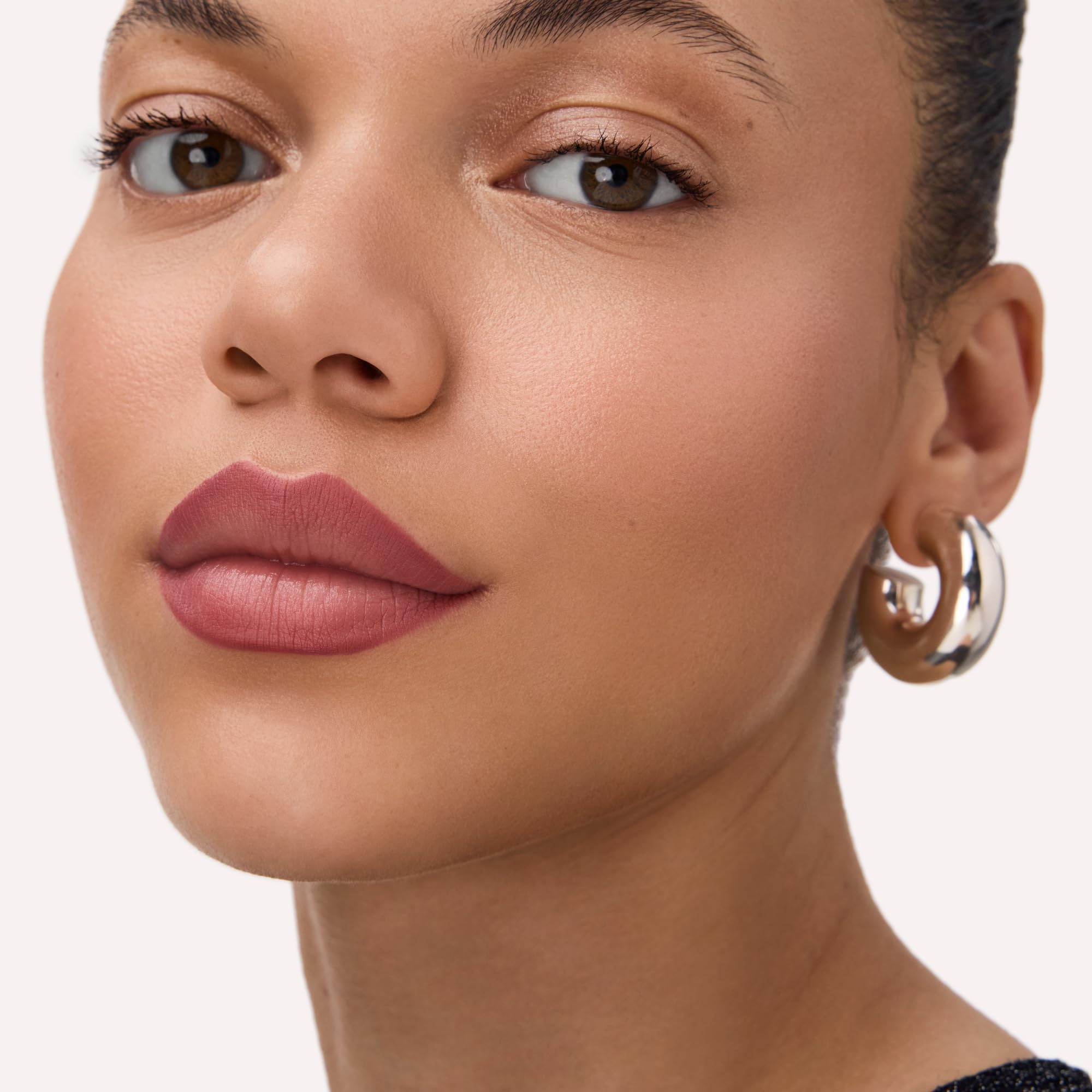 Catrice Konturówka do ust Gel Glide Long-Lasting Lip Liner, długotrwały, nie pozostawia smug, intensywny kolor (1.5g)