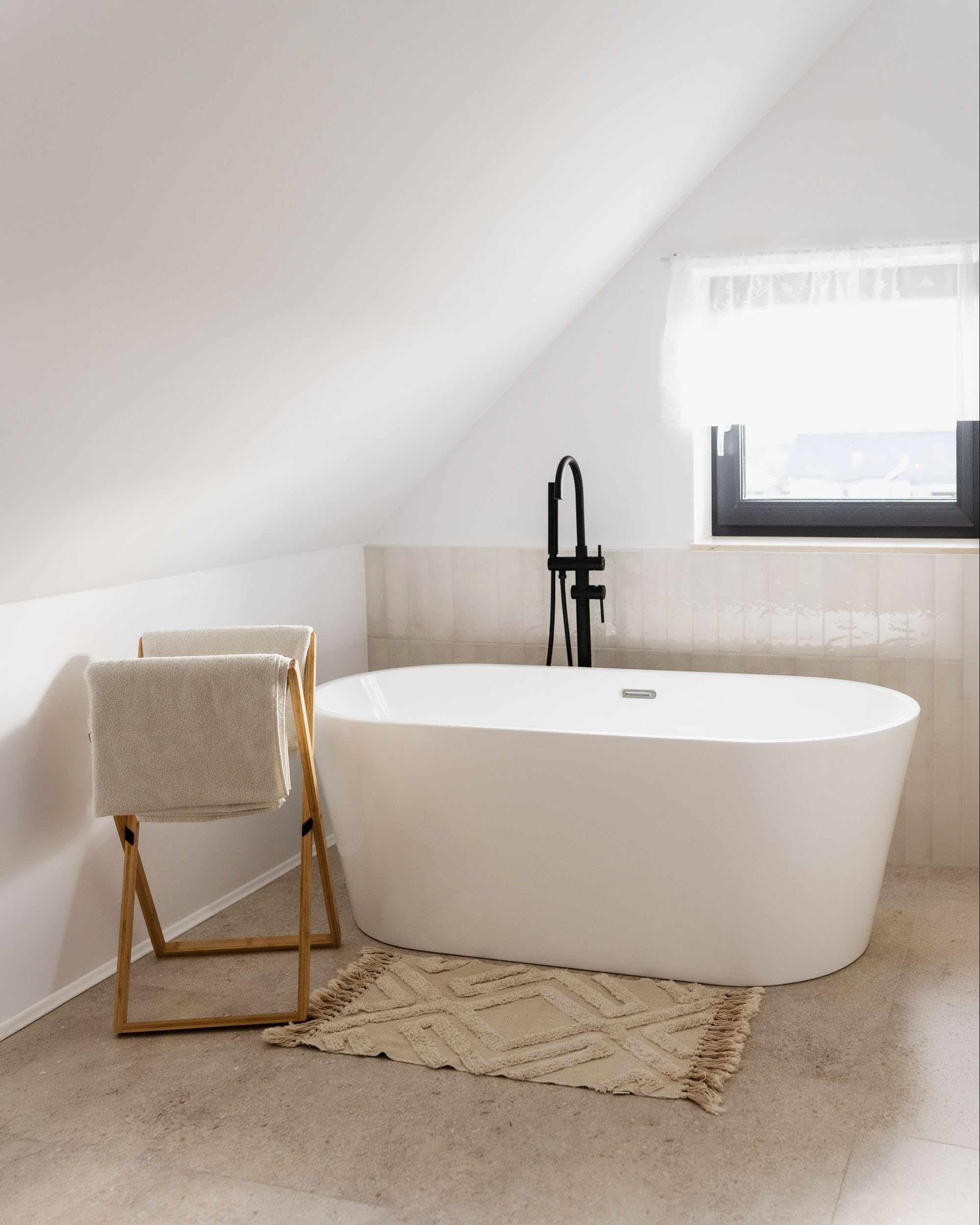 Bañera de acrílico blanco plateado 160 cm sanitario independiente moderno Havana