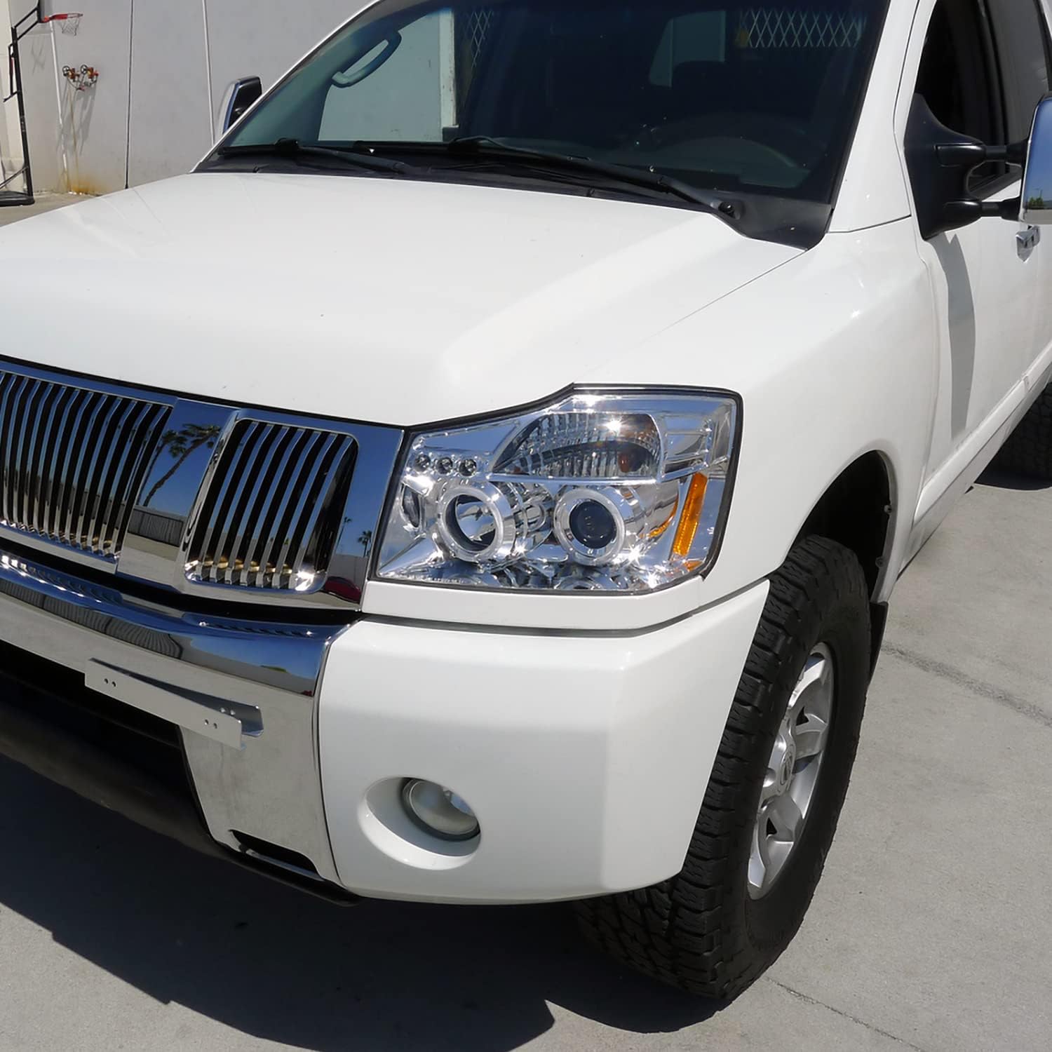 SPEC-D TUNING Halo Chrome Housing Clear Lens Projector Headlights Compatible with 2004-2015 Nissan Titan, 2004-2007 Nissan Armada, Left + Right Pair Headlamps Assembly
