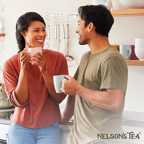 Miniatura 6 de Nelson's Tea Cereza de chocolate oscuro  Mezcla rica de té negro Pu-erh, chispas de chocolate, corteza de cereza silvestre, cerezas secas, té de