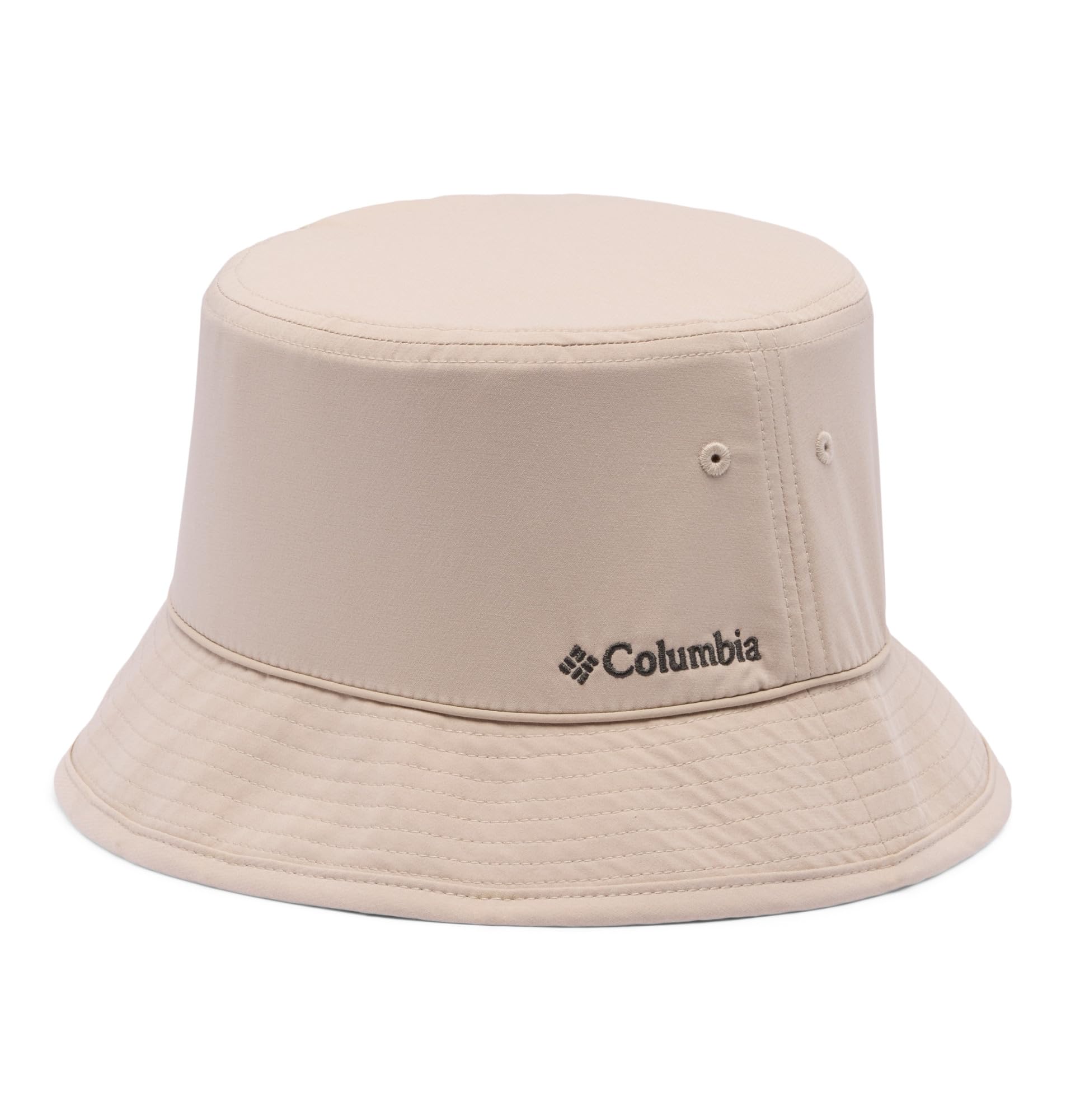 Eine Auswahl an Bekleidung und Schuhen von Columbia