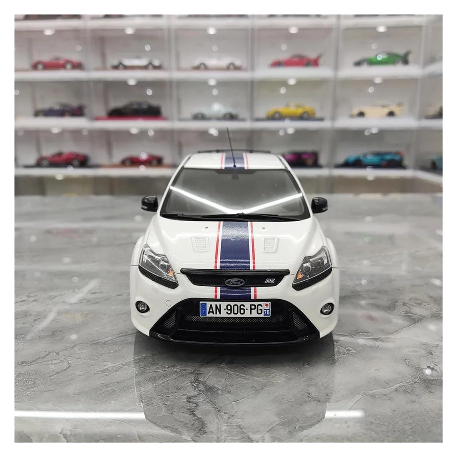 Metallo Scala Replica Resina 1 18 Adatta Per Ford Focus Mk2 RS Modello Di Auto Statica Simulata Decorazione Per La Casa Hobby Veicoli Giochi Set