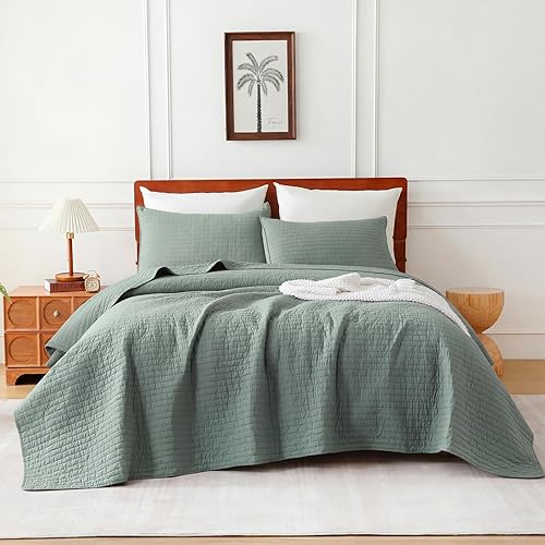 opso King Size Quilt Bedspread Sets, Cotton Bedding Set with 2 Pillowcases, Green Prewashed Lightweight Soft Quilted Cross Stitch Vintage Coverlet Comforter Sets