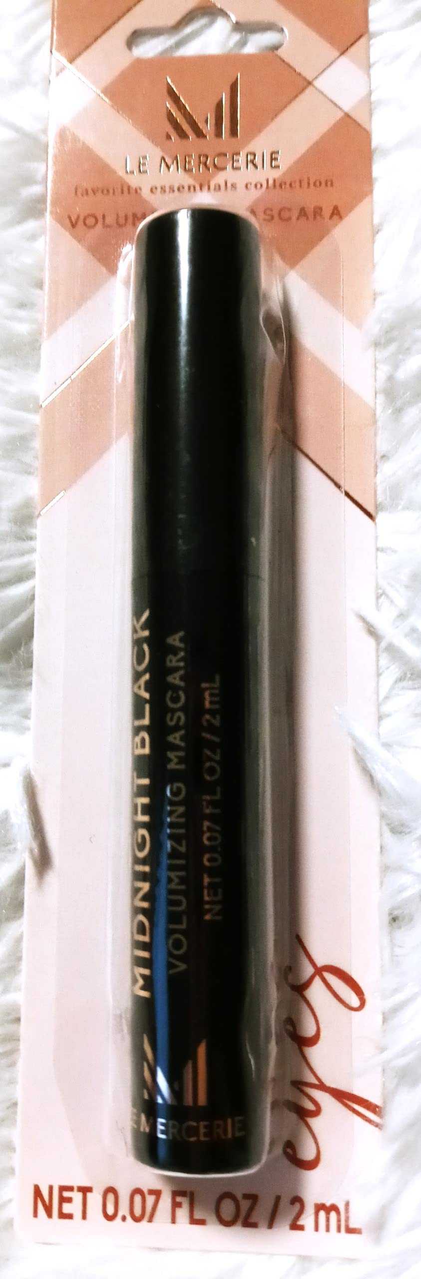 LE MERCERIE Volumizing Mascara in Midnight Black