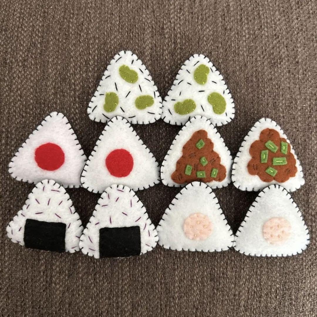 Amazon | フェルト ままごと おにぎり 絵あわせ 10個セット | 食べ物