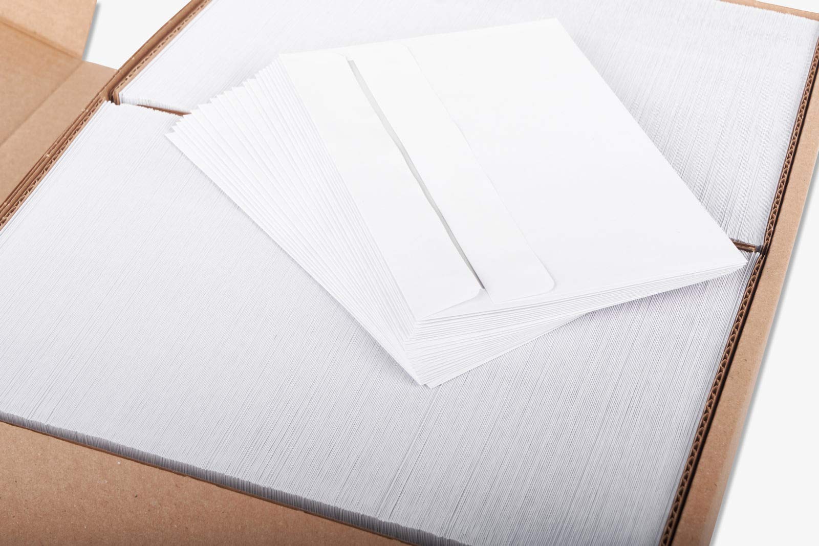 KK Verpackungen Briefumschläge DIN C6 114x162 mm | 2000 Stück, selbstklebend ohne Fenster | Weiß 70 g/m² | Kuverts für Dokumente