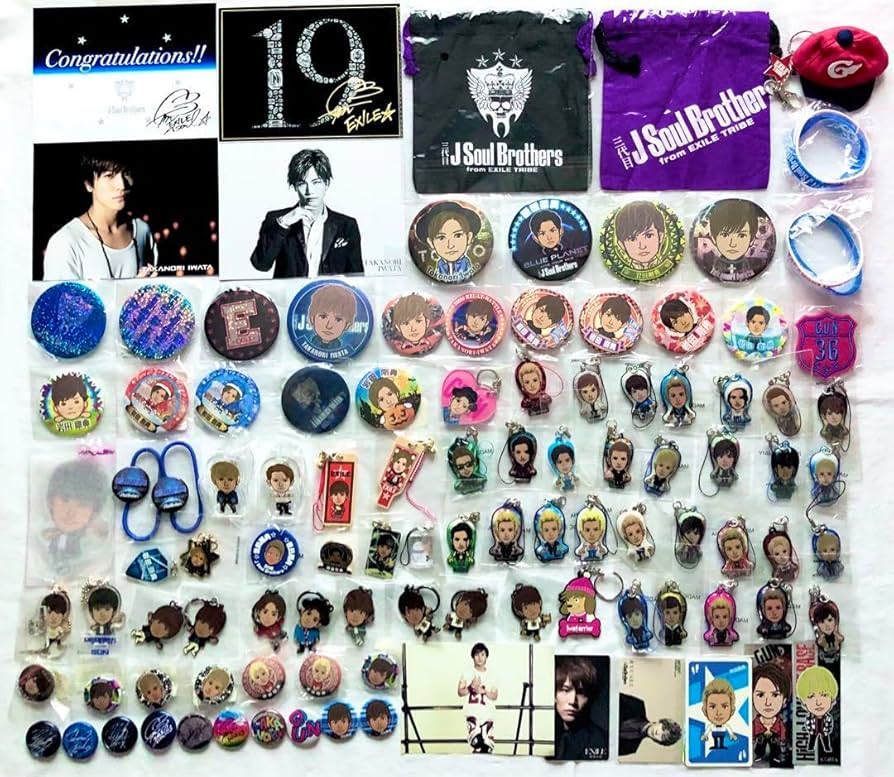 3代目、EXILEの缶バッチとクリーナー