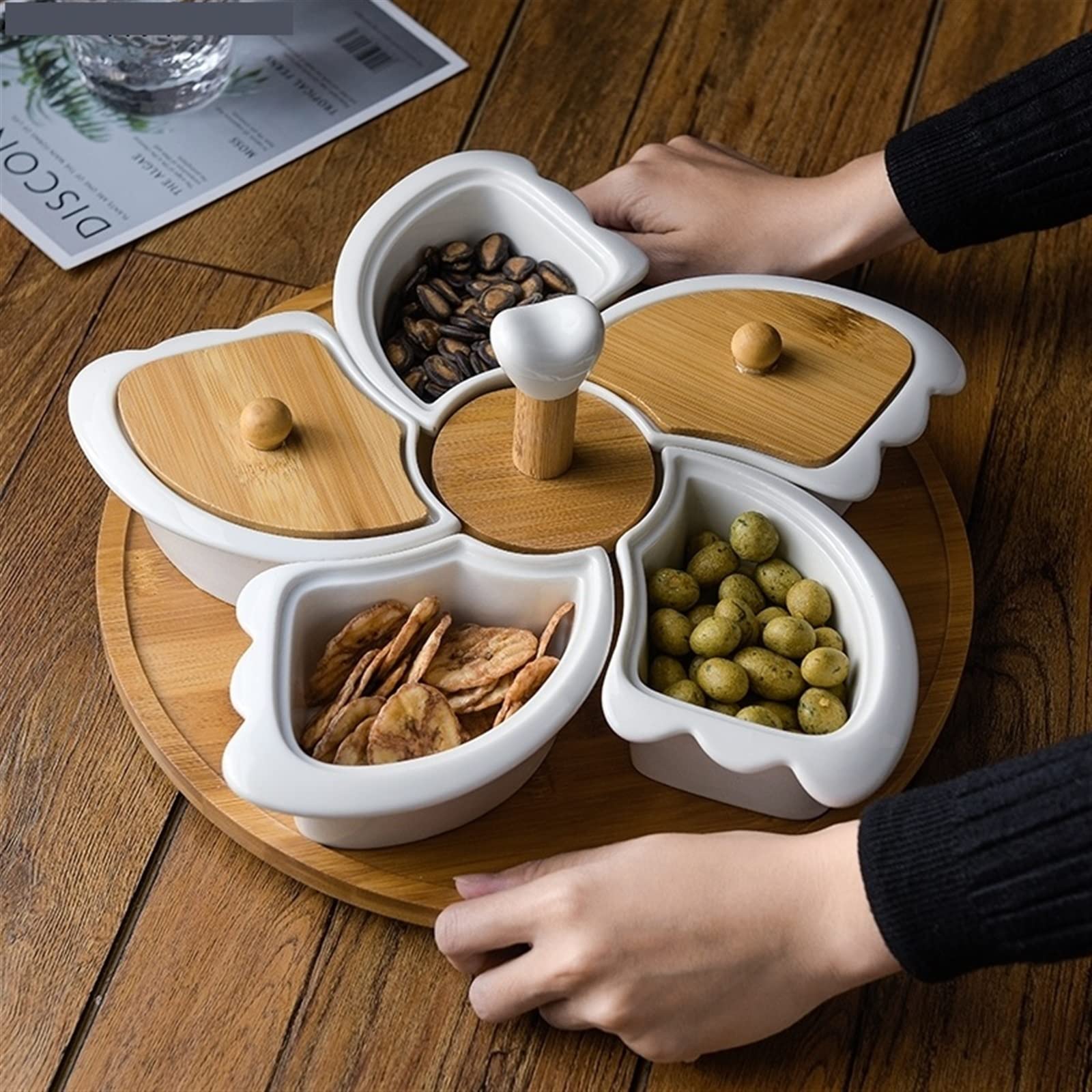 Snack-Serviertablett, weiße Keramik mit Drehteller, Obstteller mit fünf Gittern und Holzdeckel, drehbarer Snack-Nuss-Teller, Dessert-Snack-Tablett, Obstteller-Set, Vorspeisentablett (Farbe: