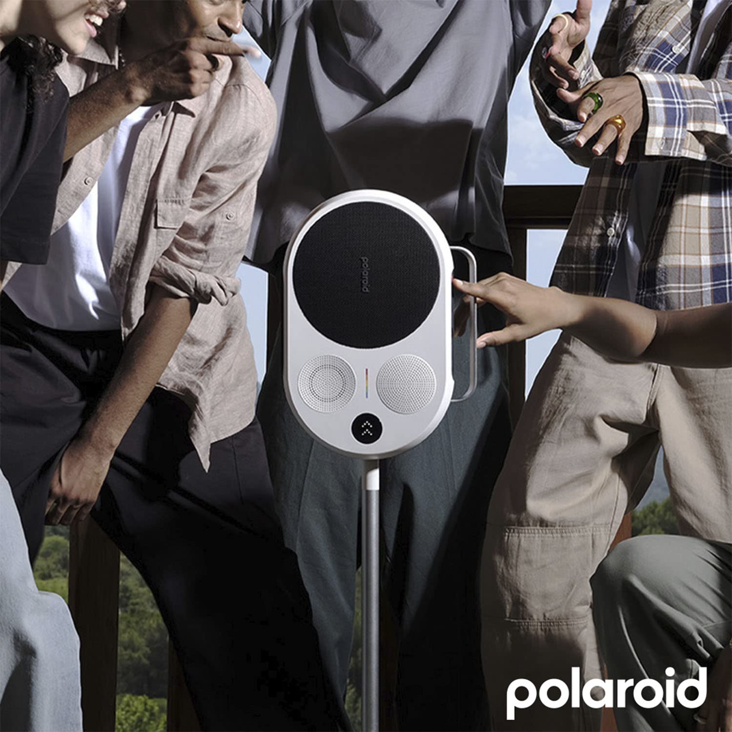 Polaroid Lettore musicale P4 (giallo) - Potente altoparlante Bluetooth wireless per grandi stanze ricaricabile con doppio accoppiamento stereo