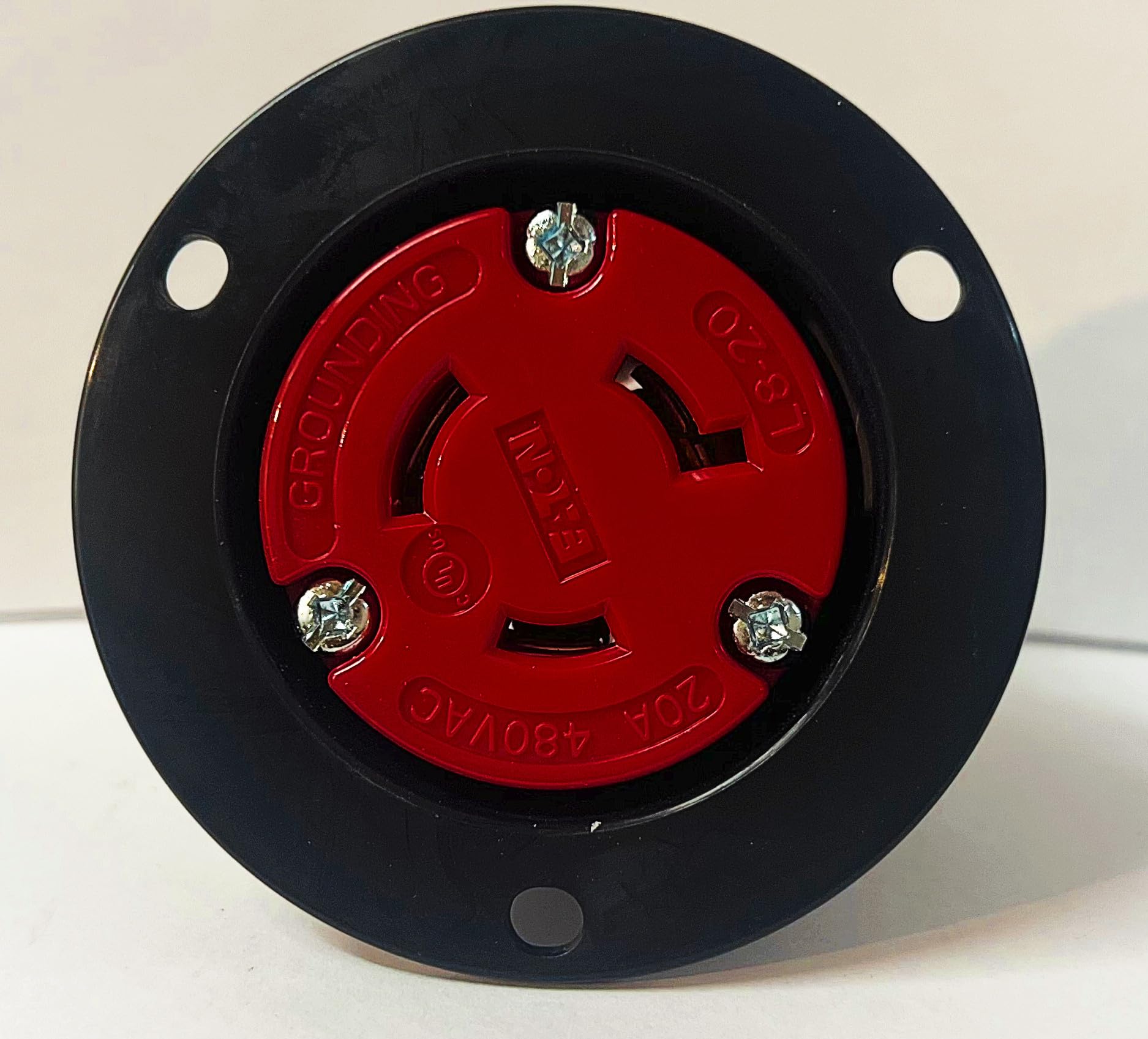 Eaton Arrow Hart AHCL820FO Color Coded Locking Flanged Outlet, RED